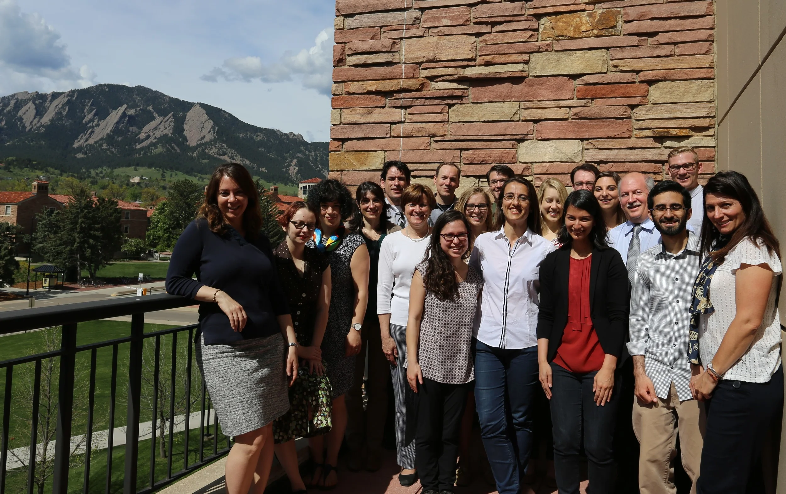 Dr. Núria Martínez-de-Castilla with the Skills Seminar Participants