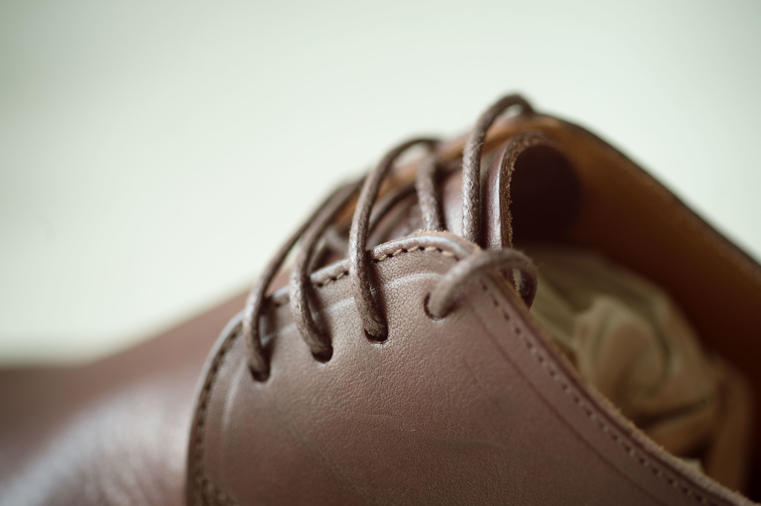 Barefoot_runner_office_shoes_thetrinerd_aniko_towers_photo-15.jpg