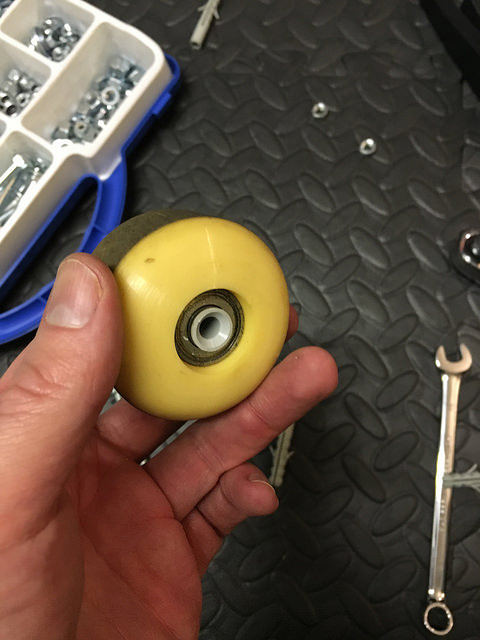 how to use a bike roller