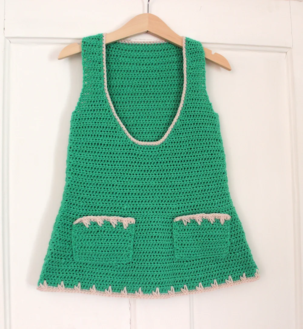 kelly pinafore.jpg