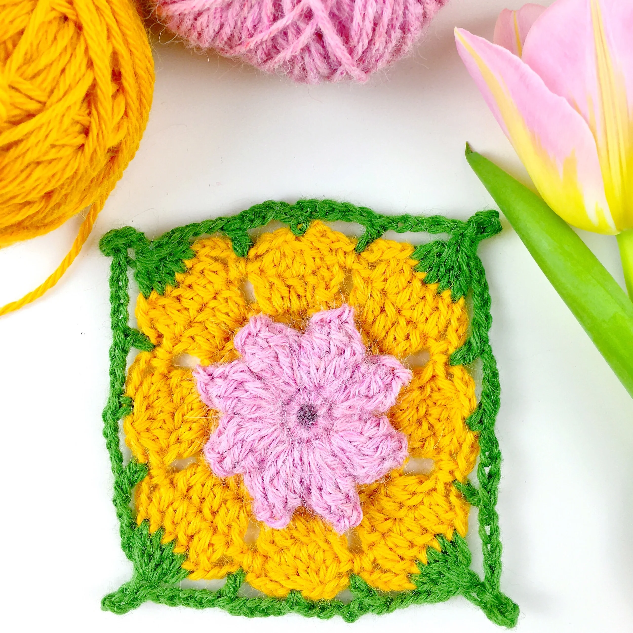 a vintage flower pattern