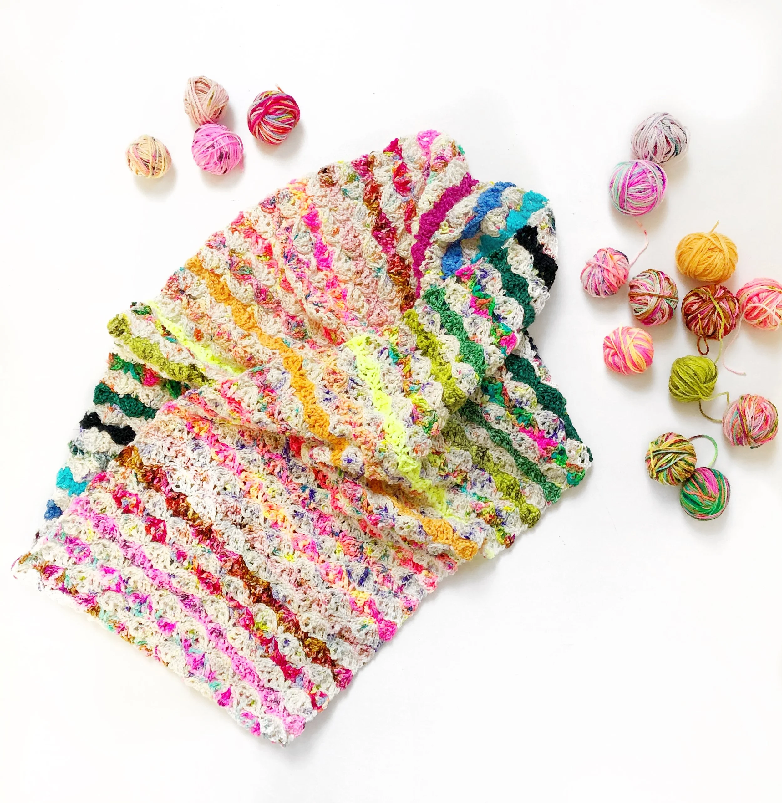 free crochet pattern | checkerboard advent cowl