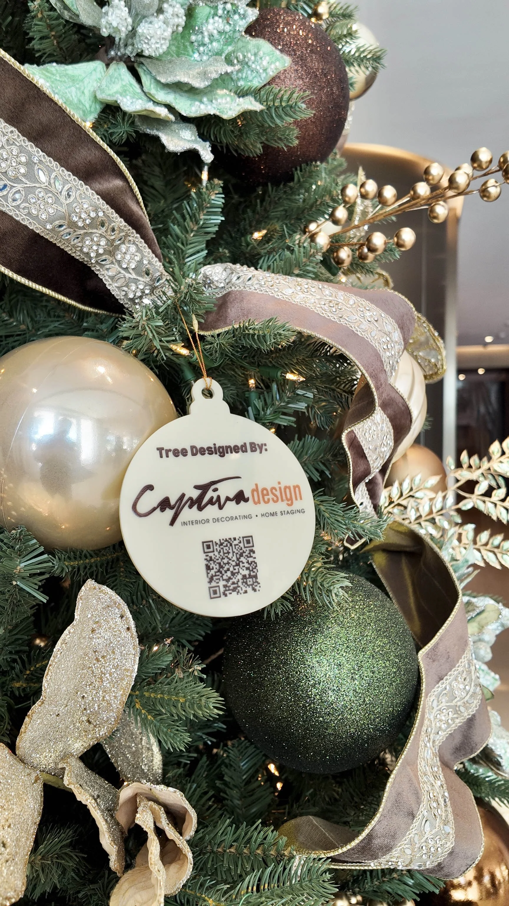 Now Booking: Captiva Design's Holiday Decorating Services for the 2026 Season