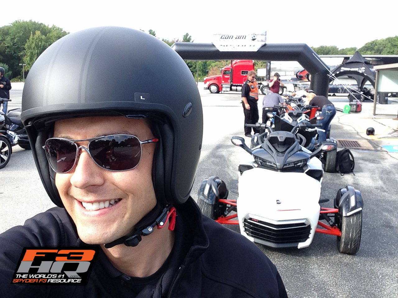 2015 Club BRP - Spyder F3 Intro-10-1.jpg