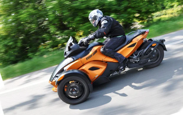 z10939194Q,can-am-spyder--rs-s.jpg