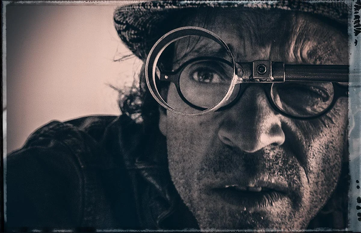Jonty_Hurwitz_The_illusionistAA-lowres.jpg