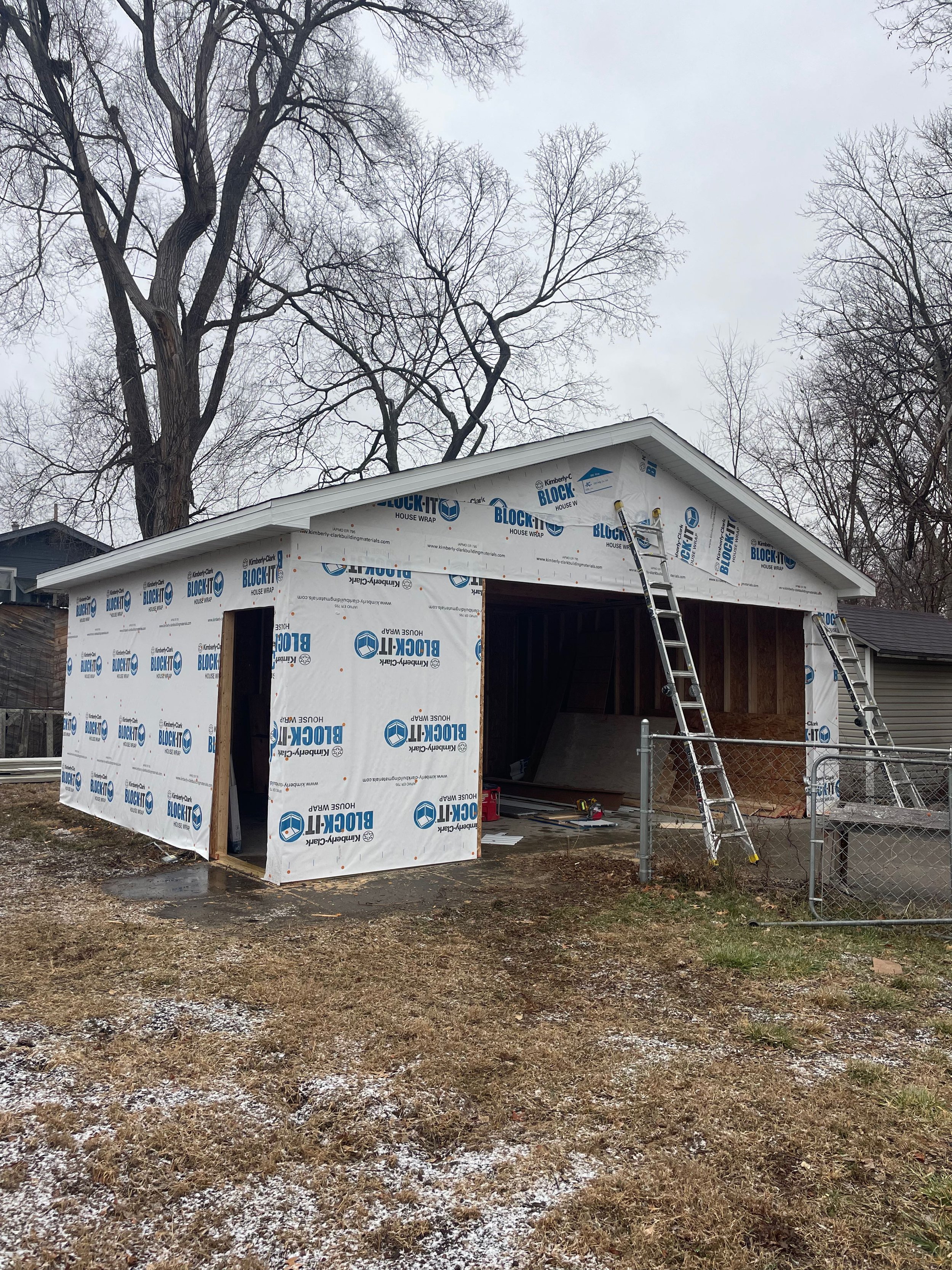 Garage Build 16.jpeg