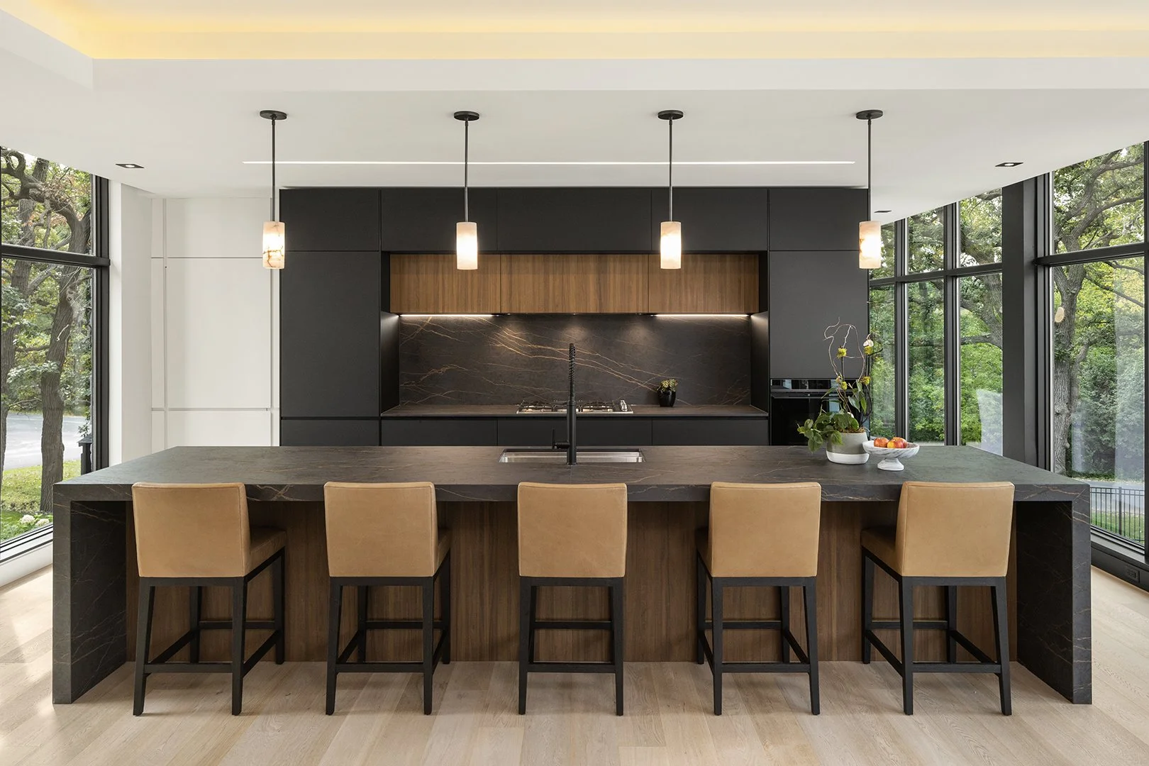 230921_12550 Beach Cir_085.jpg