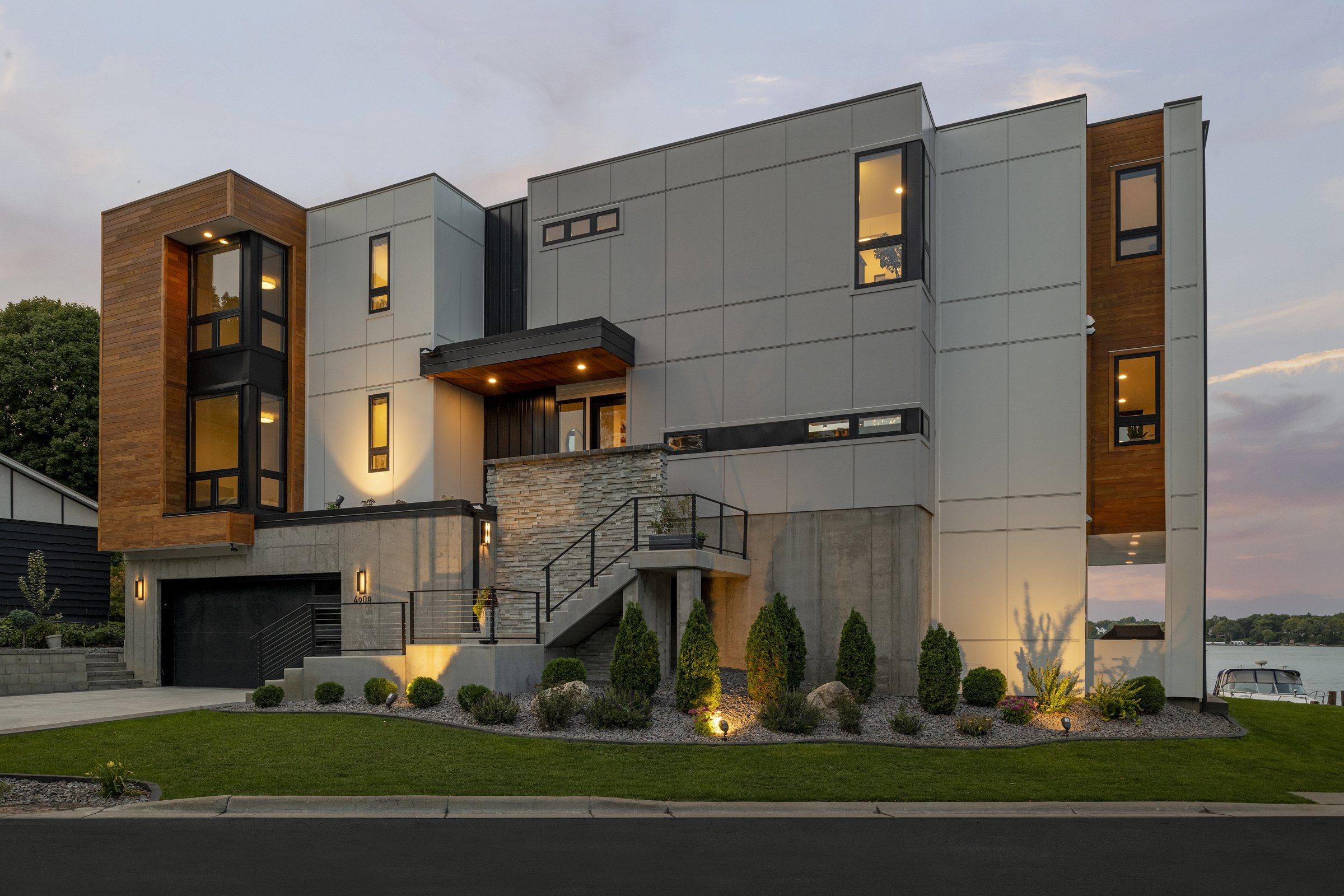 Three Points Blvd_055.jpg