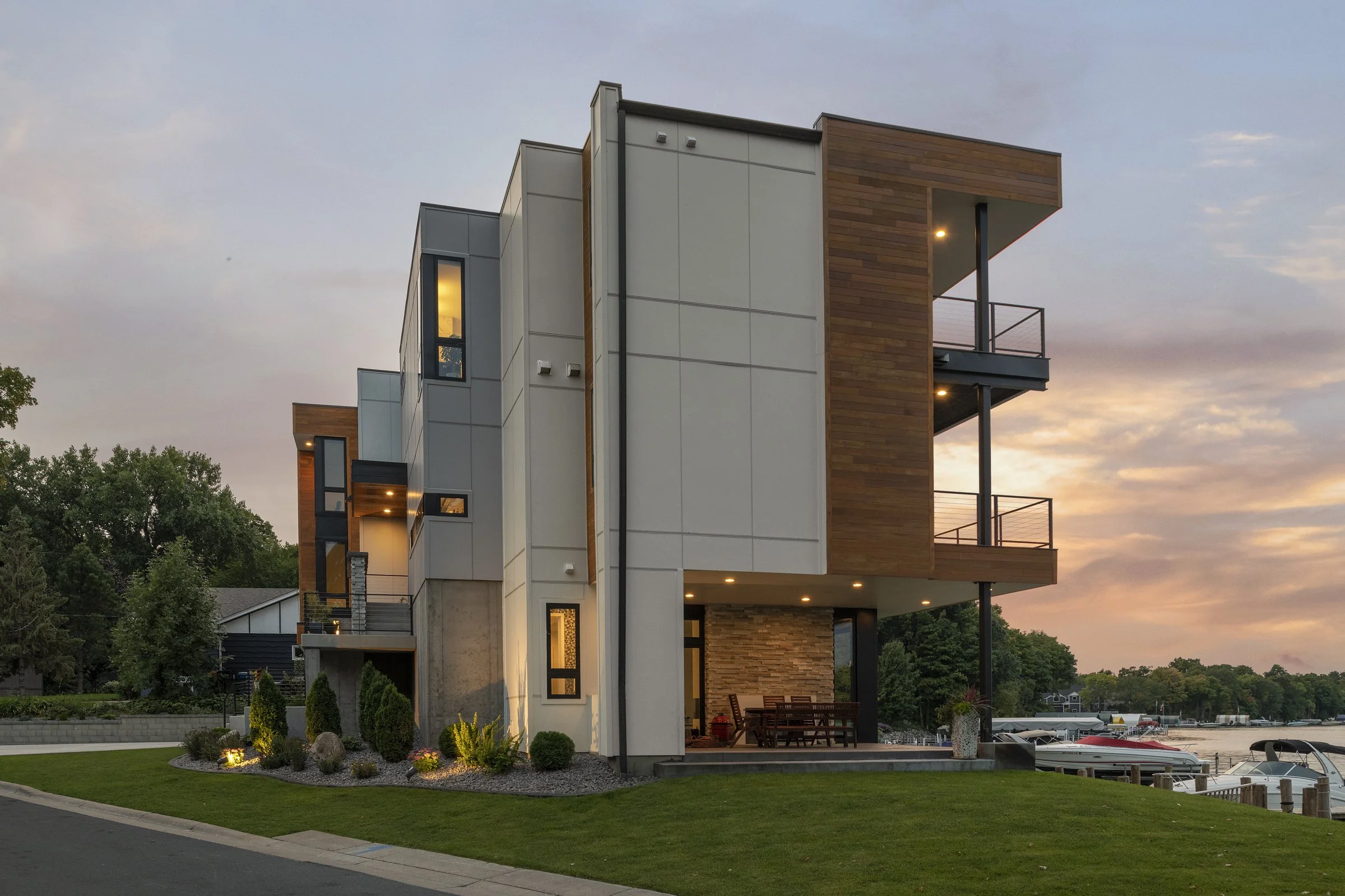 Three Points Blvd_056.jpg