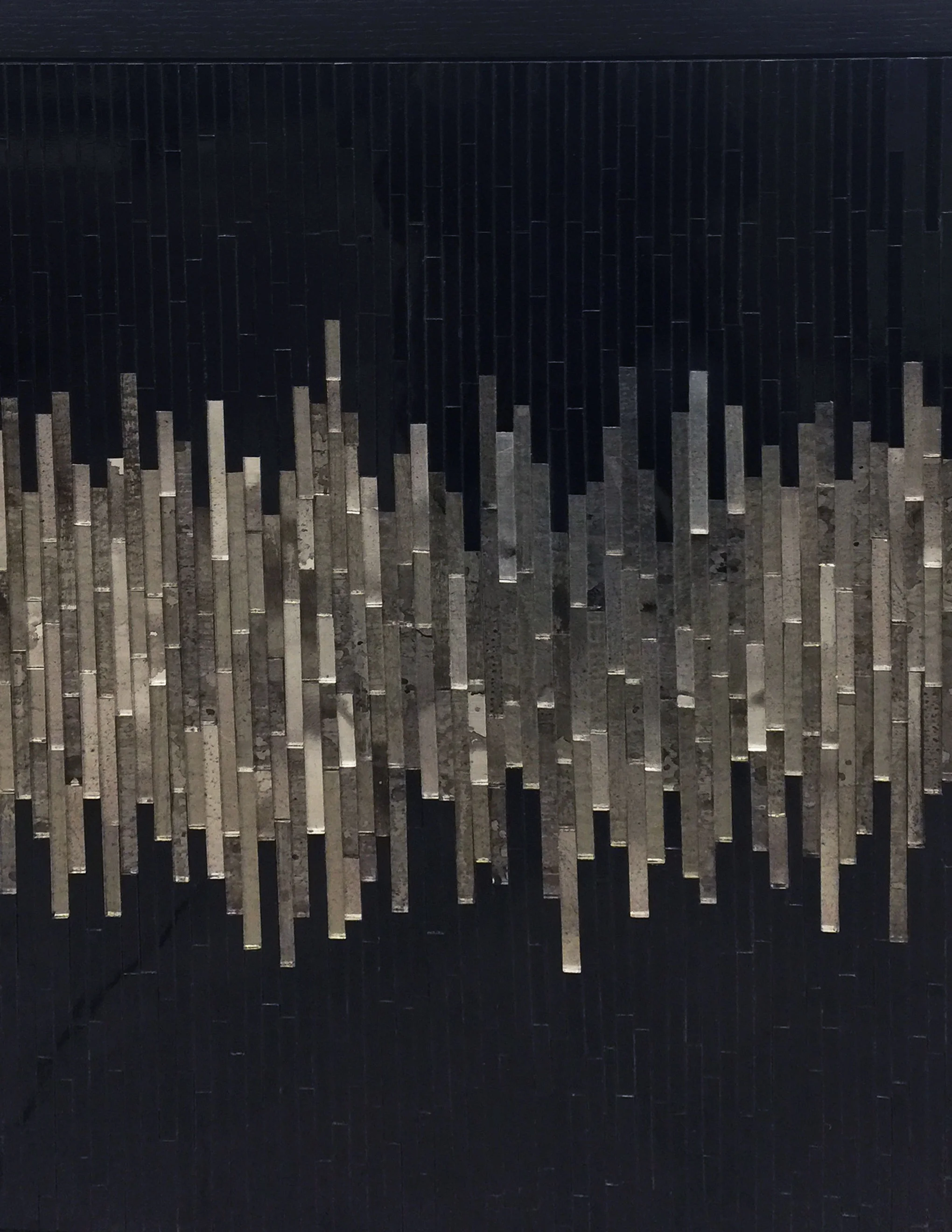 4door_industrial_wenge_wave_78x18x35_detail.jpg