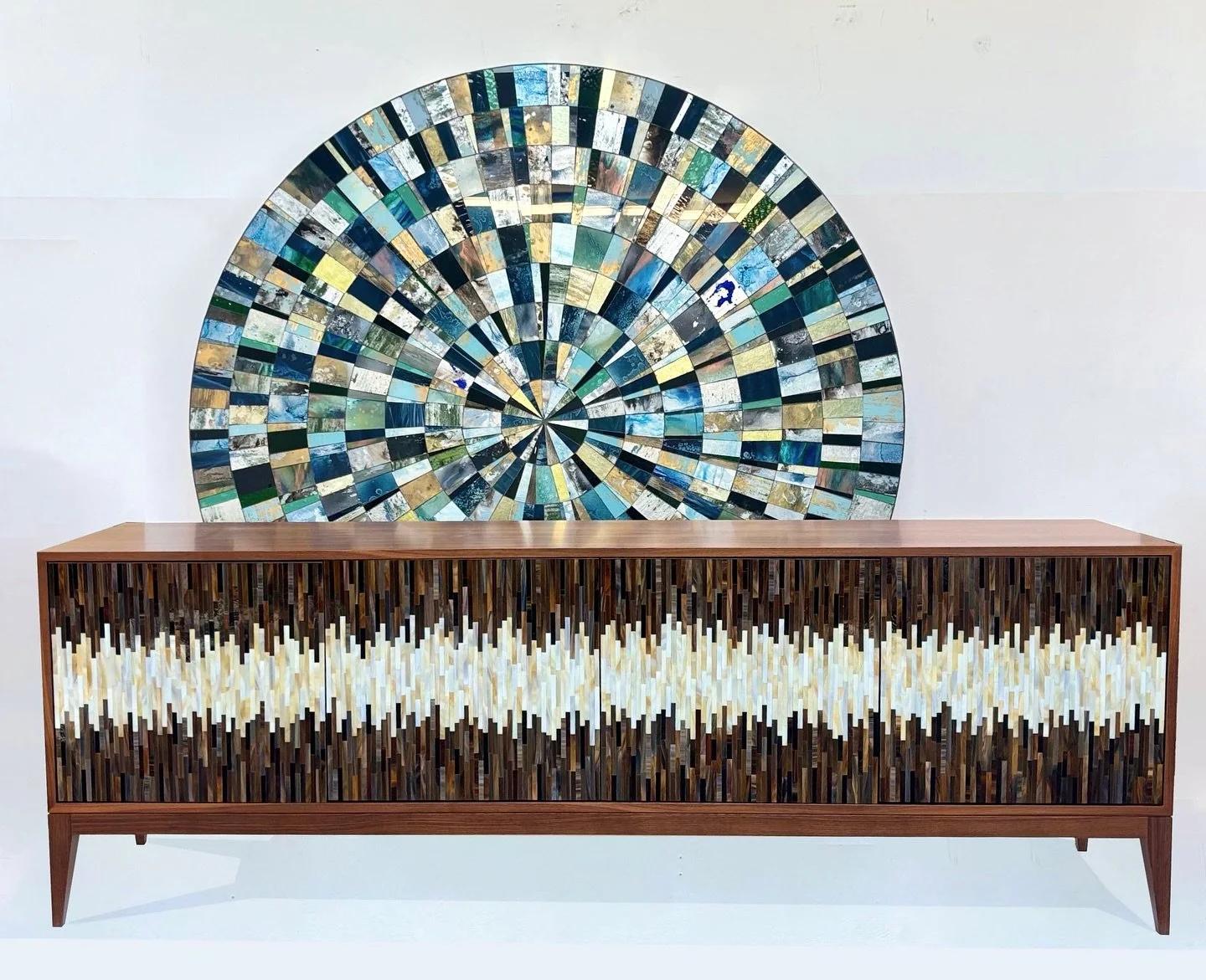 The sale you&rsquo;ve been waiting for: our Black Friday Sale is here&mdash;an invitation to bring Ercole&rsquo;s artistry into your home at exclusive savings! 

Shop now at https://www.ercolehome.com/black-friday-sale
(Link in Bio)