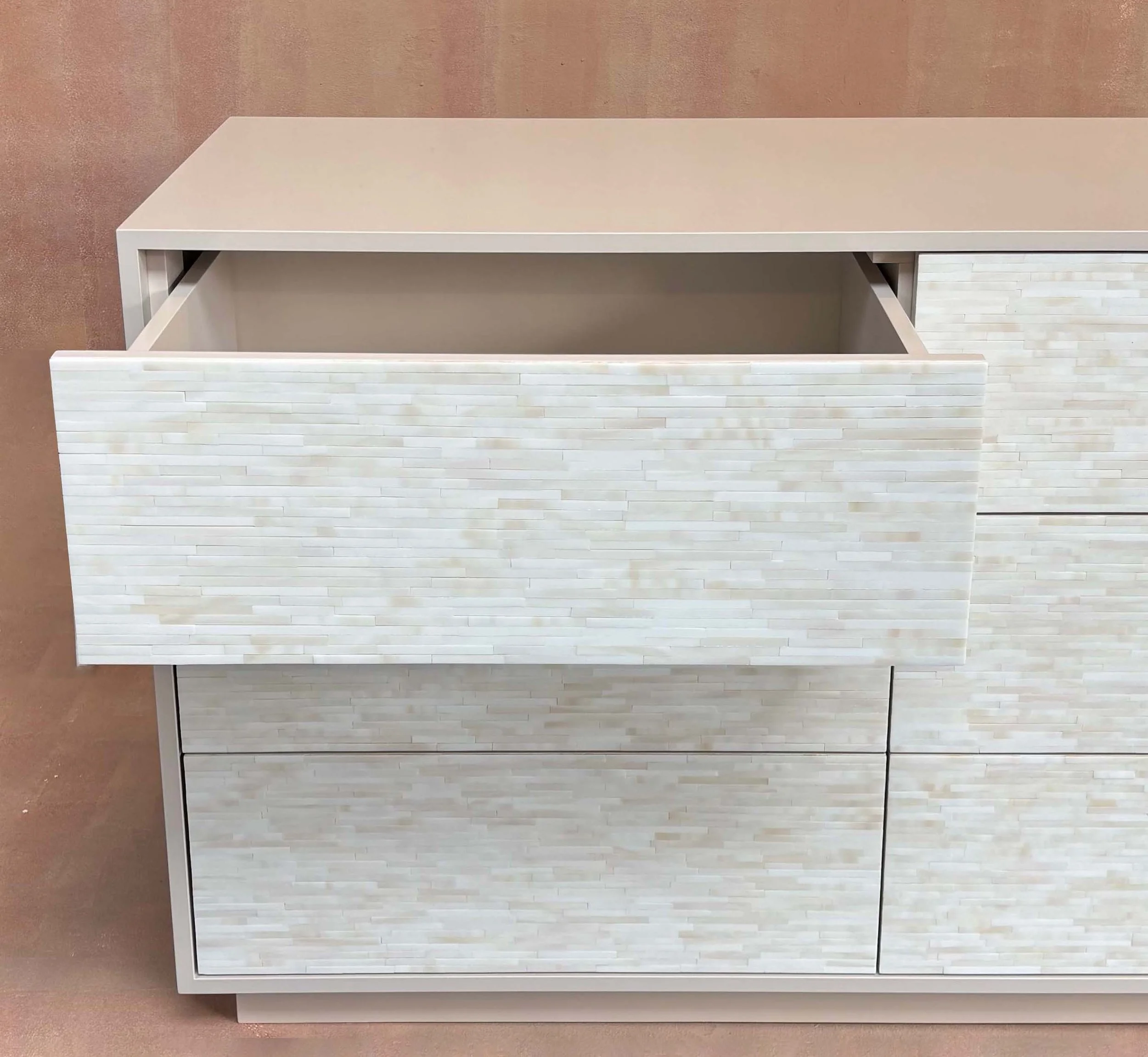 sue centra chest of drawers detail 2.jpg