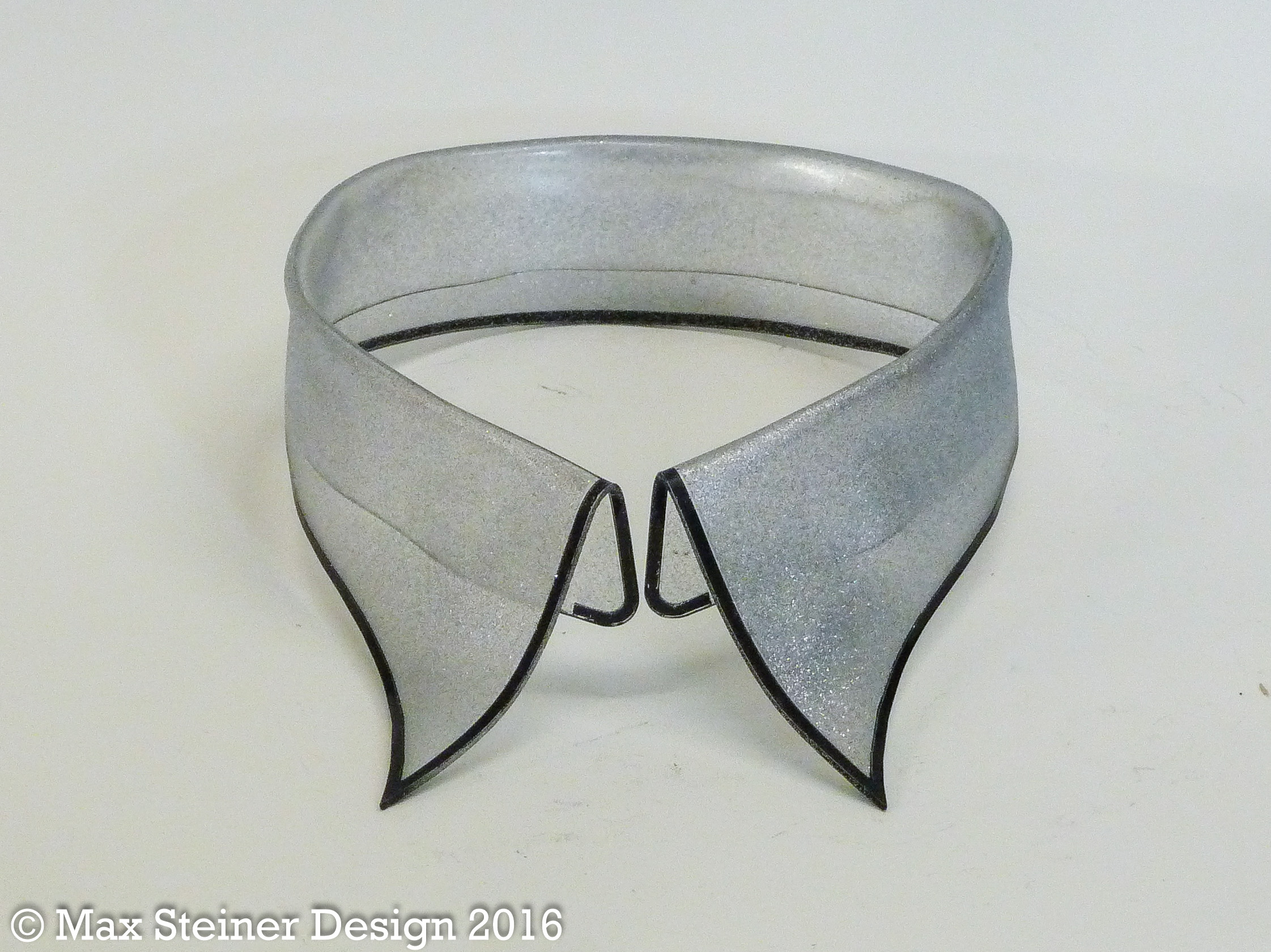 Formed Collar - Glitter/Black Edge