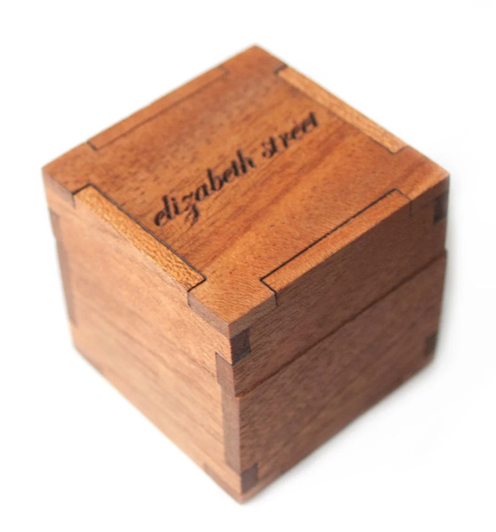 es_box_1.jpg