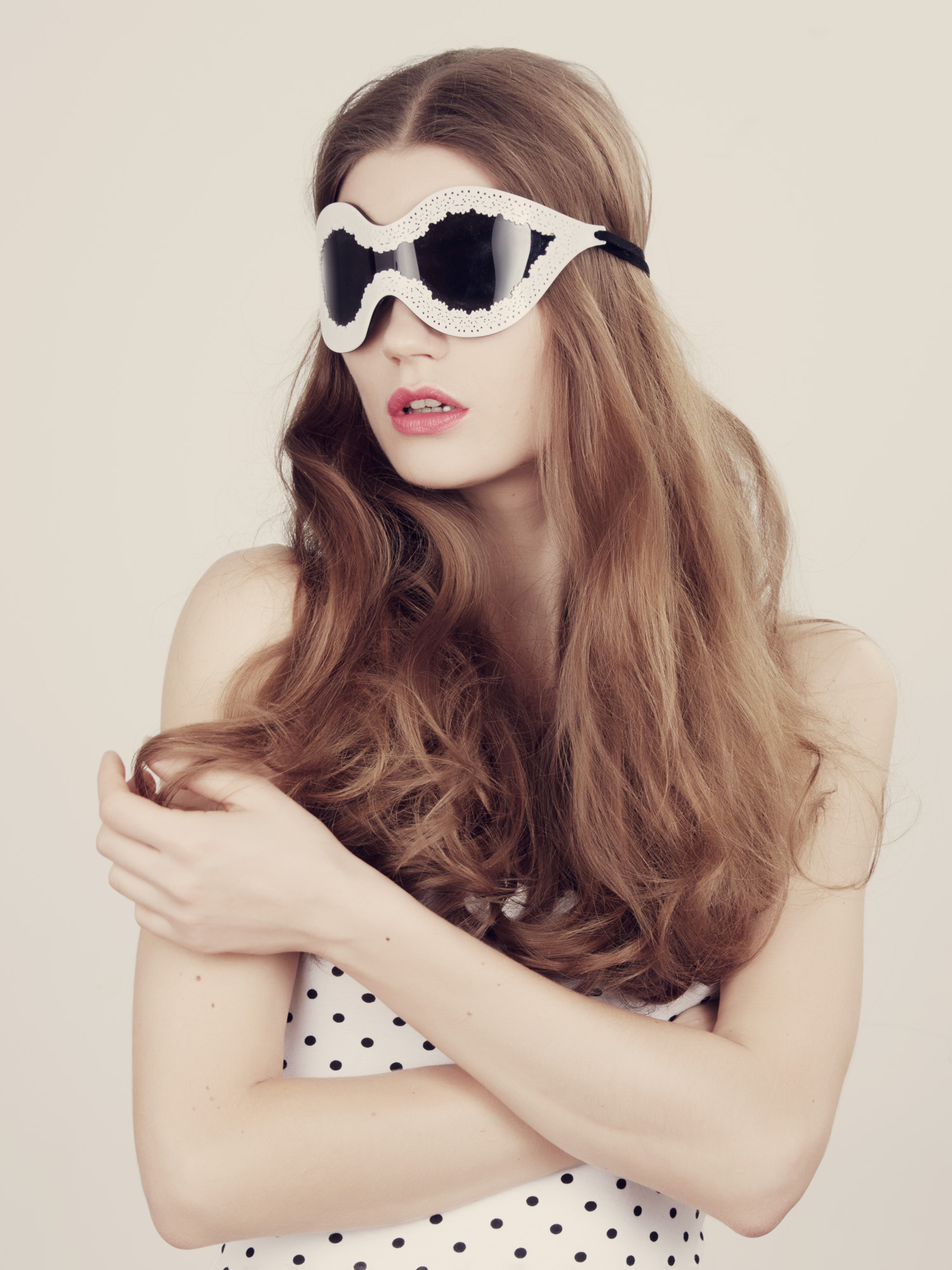 P: Adrian Nina M: Lyoka Tyagnereva