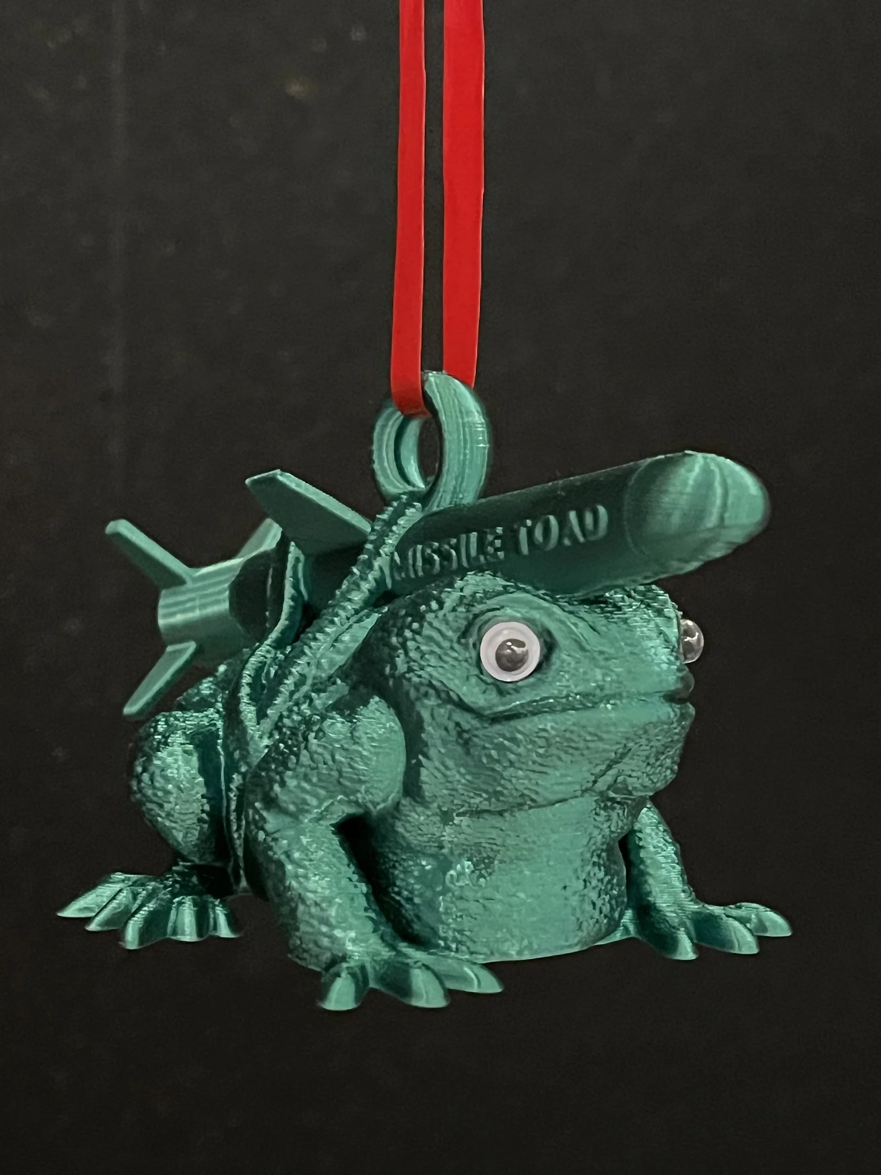 Ornament_MissileToadGreen1.jpg