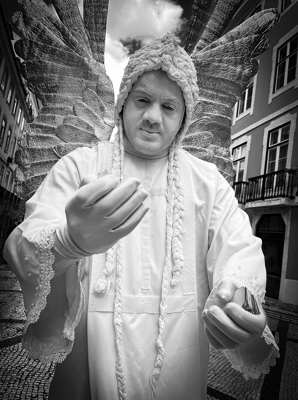 Street Performer-1.jpg