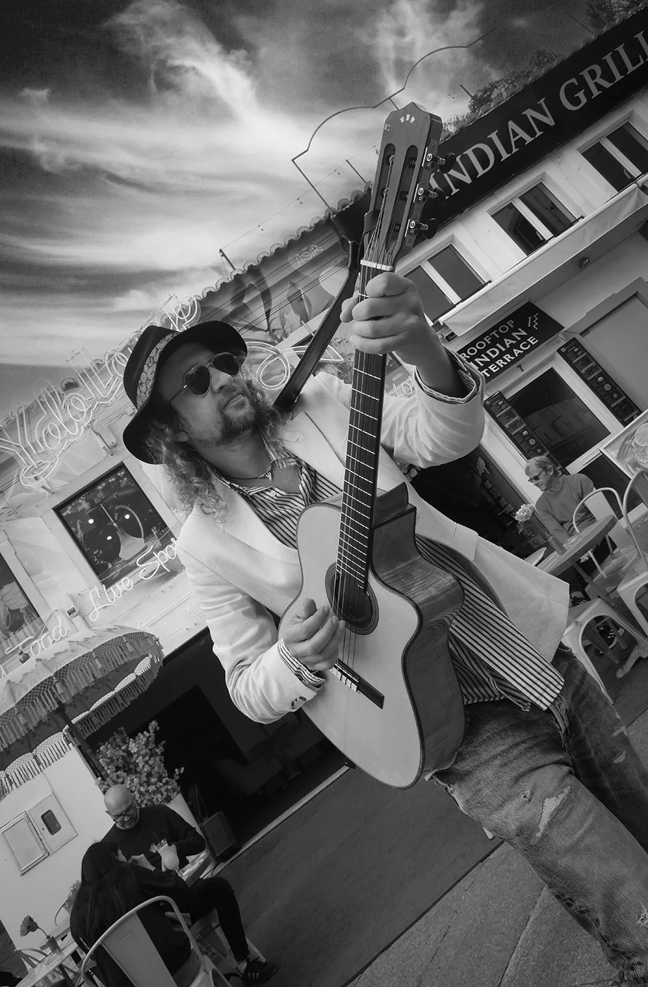 DSCF9058-BW.jpg