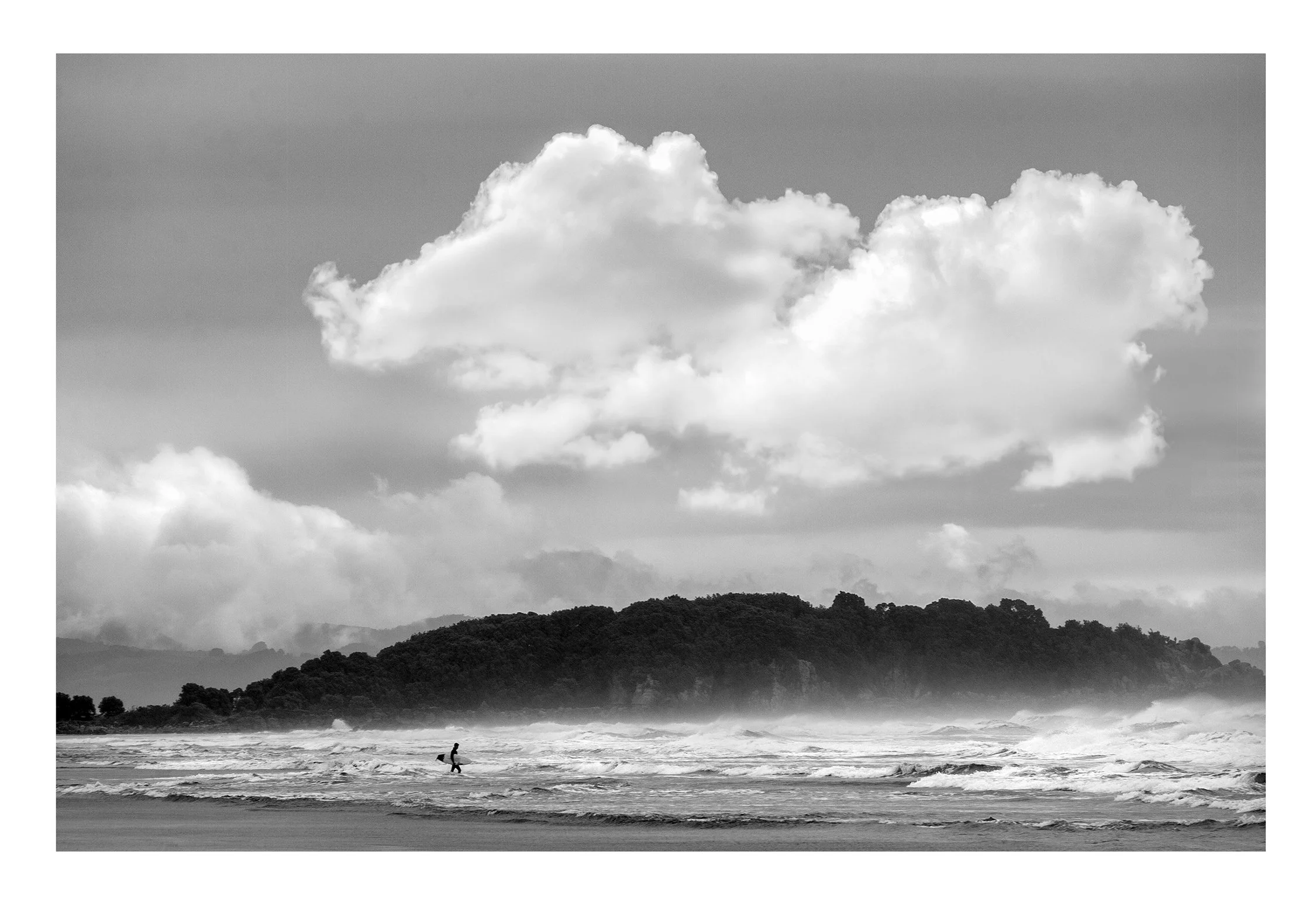 13x19 Surfer NZ-240dpi-8 Bit.jpg