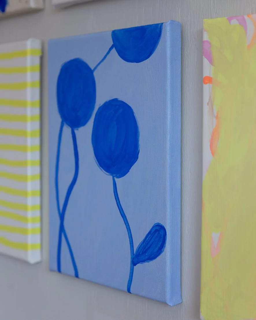 blue flowers 3 konstnär sonja dahlgren.jpg