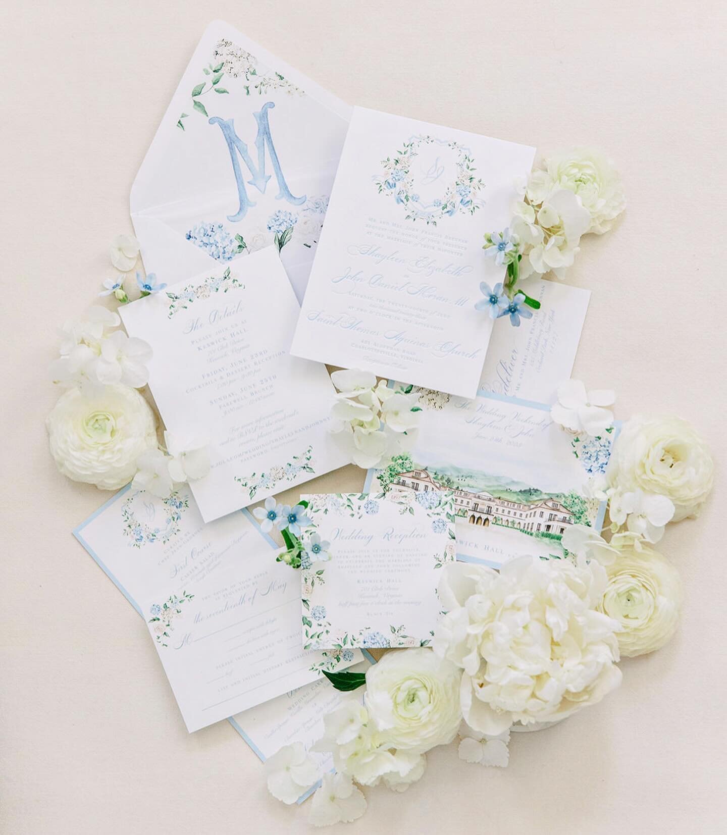 Layers and layers of detail were thoughtfully considered by the bride @shayleenmoran for this airy and icy blue suite design from start to finish. Beautifully photographed by @sidneyleighphoto meticulously planned by @codysmithweddings florals by @bl