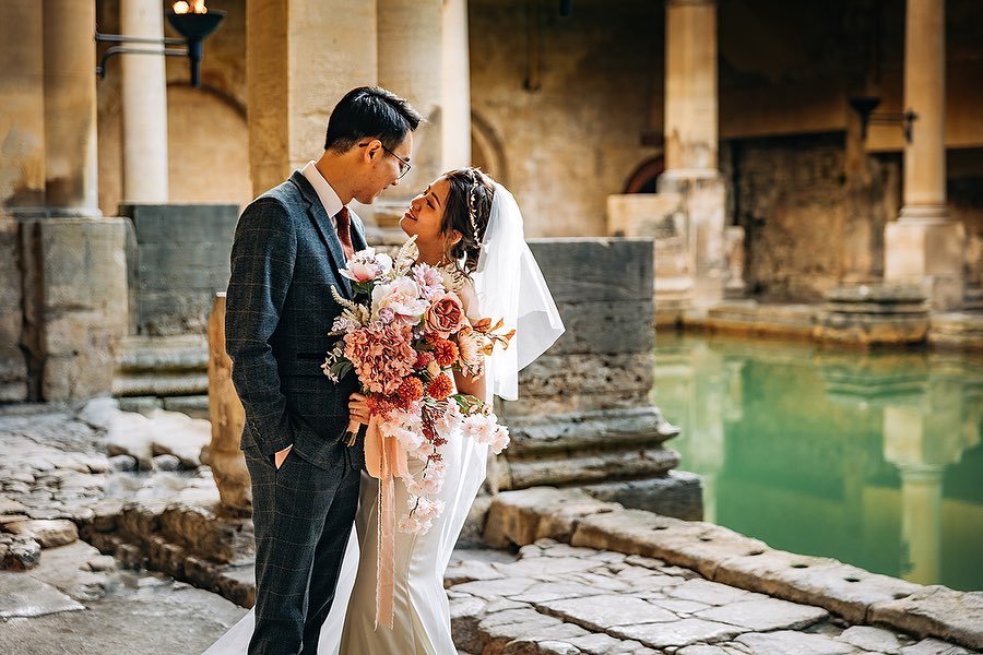 A throwback from this intimate wedding from October. Joyce and Simon are from Hong Kong (my second home).  
I was super-excited to be there for them and now I&rsquo;d like to share some of their most memorable highlights with you all.

Venue: @therom