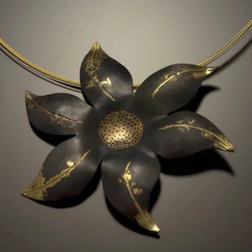 ArrowcraftFlower small.jpg