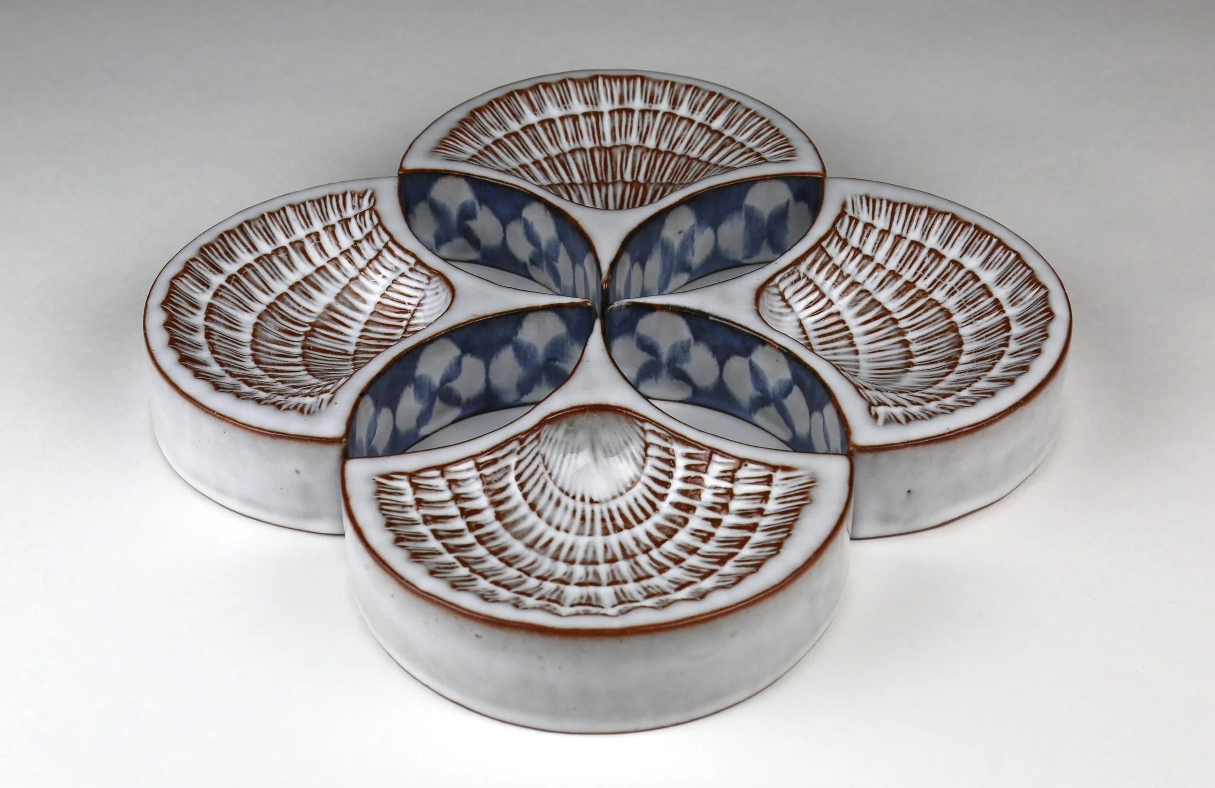 Tessellating Epergne Dishes