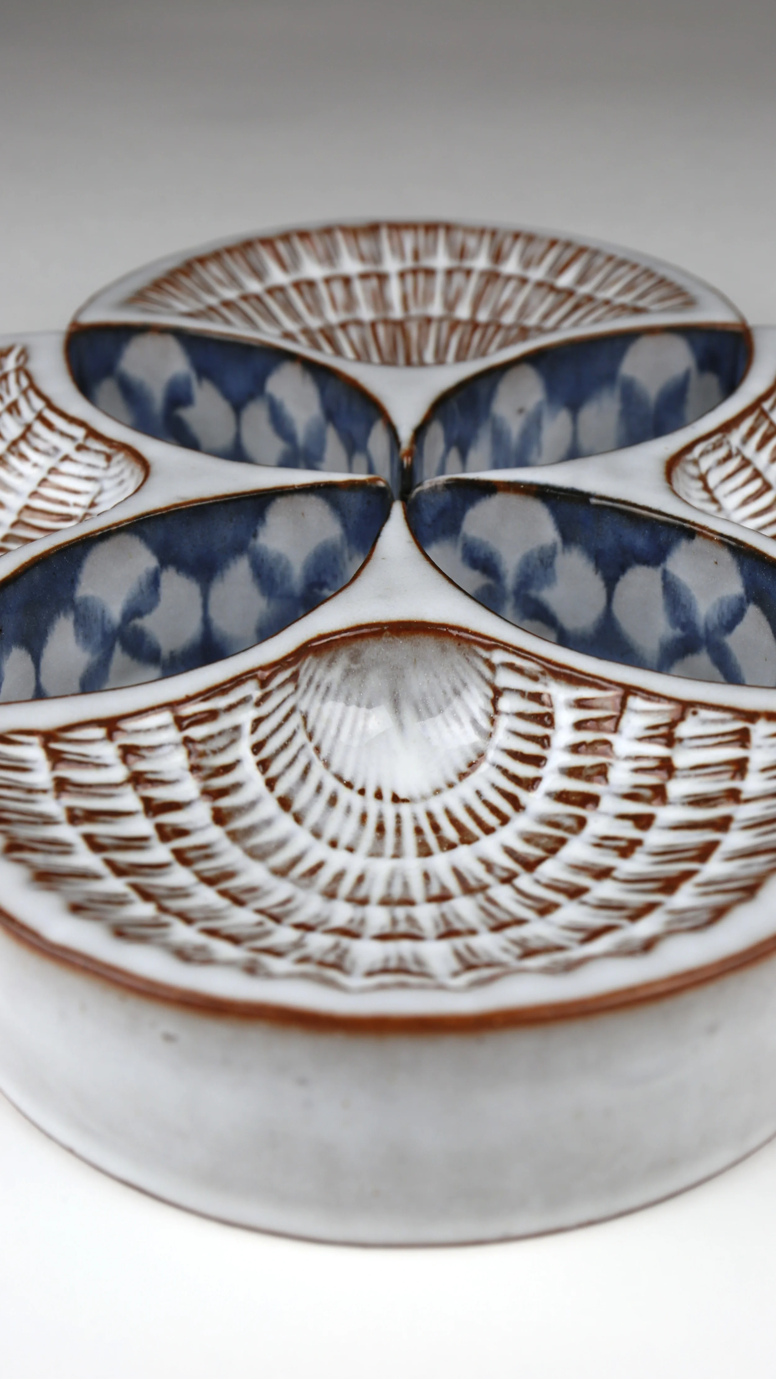 Tessellating Epergne Dishes