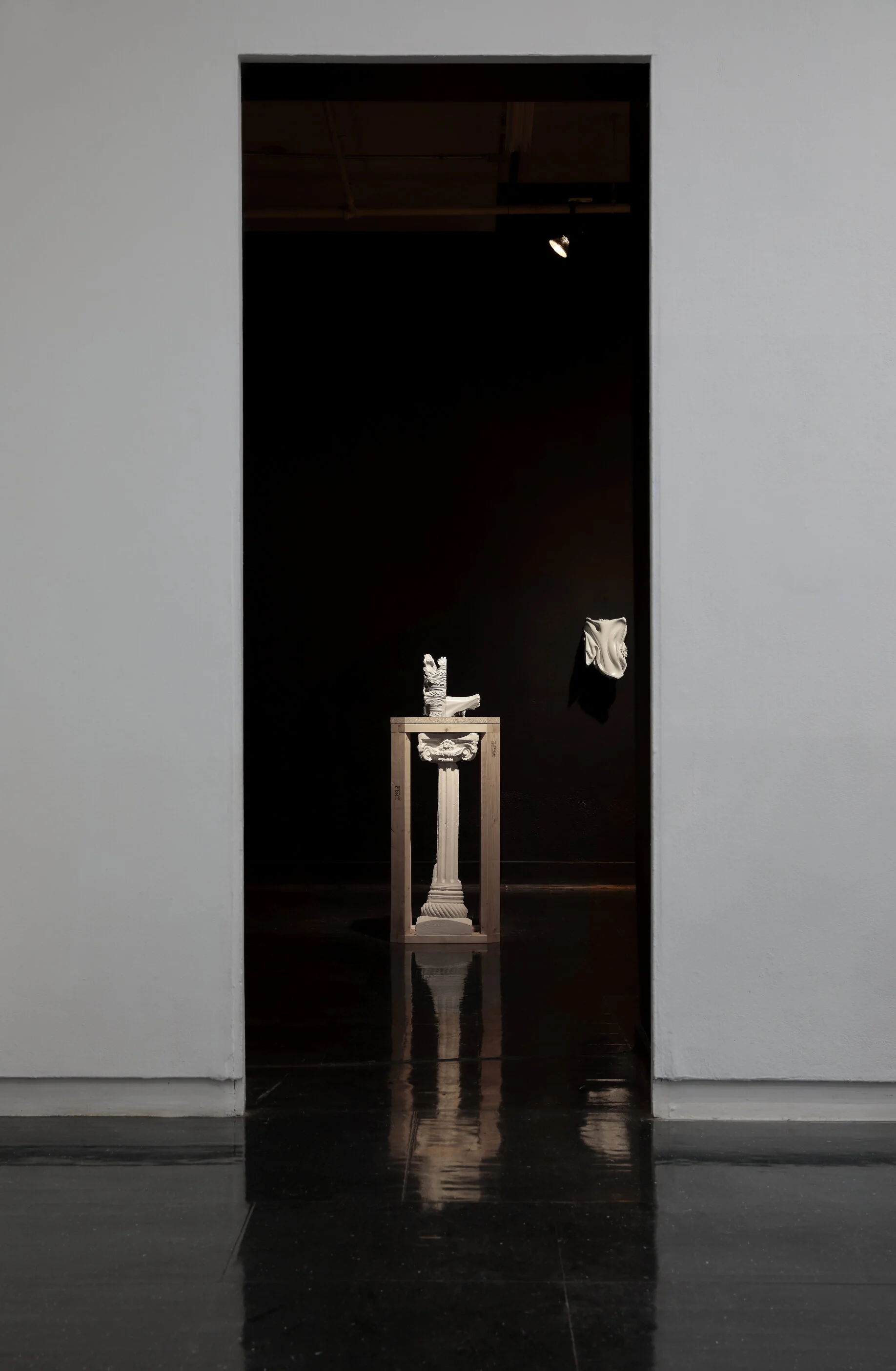 In the Absence of Grey