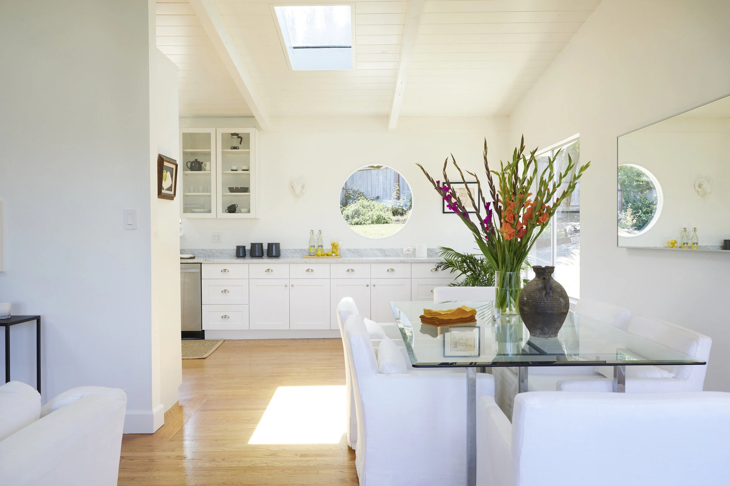 RECENTLY LISTED & SOLD - 125Highland, Mill Valley (Almonte) - a light-filled, single-level gem. 3bd/2ba, 1,945sqft home, 7,812 sqft lot. $1,595,000 . 125Highland.com