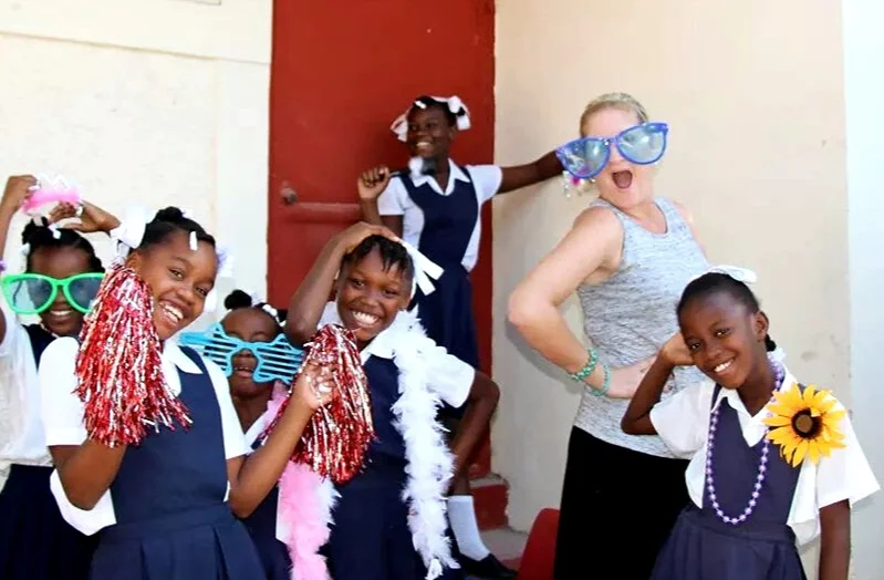 EDIT Mer with silly school girls.jpg