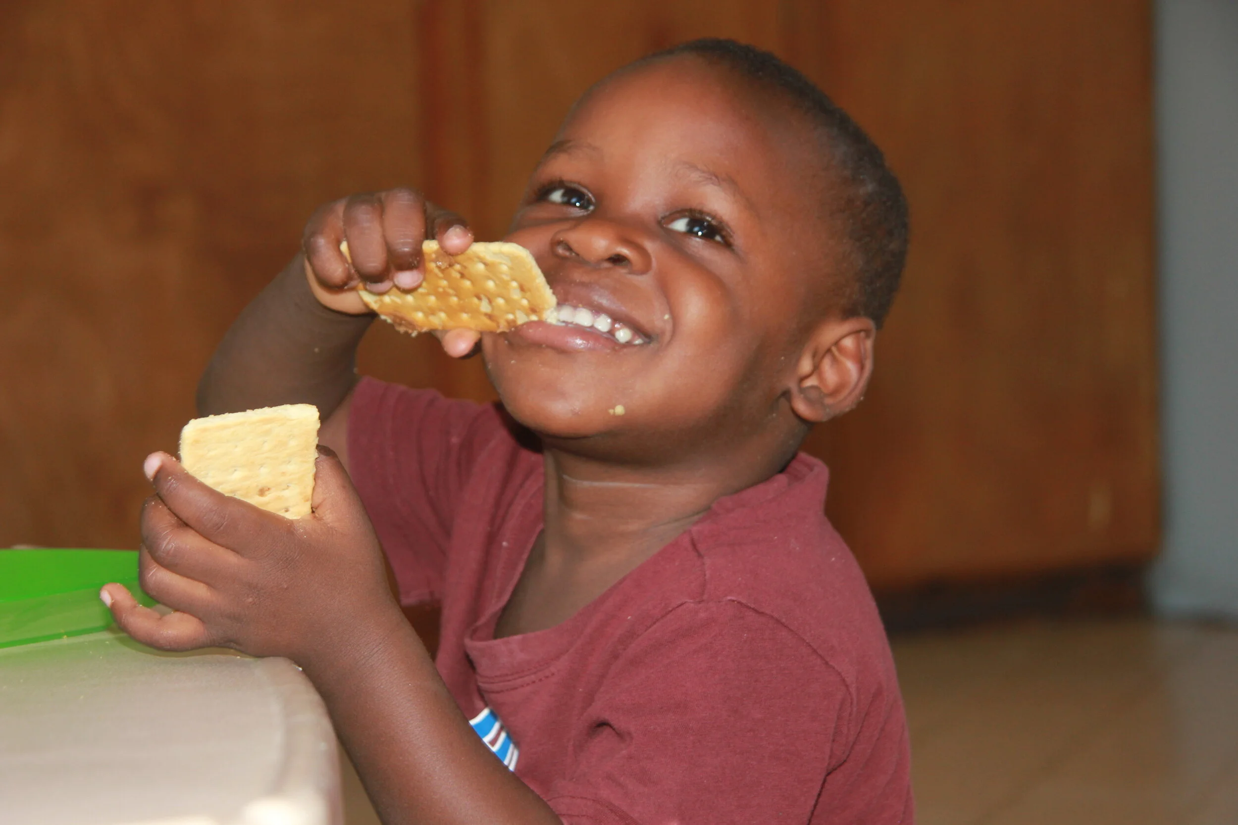  Zazoo loves snack time 