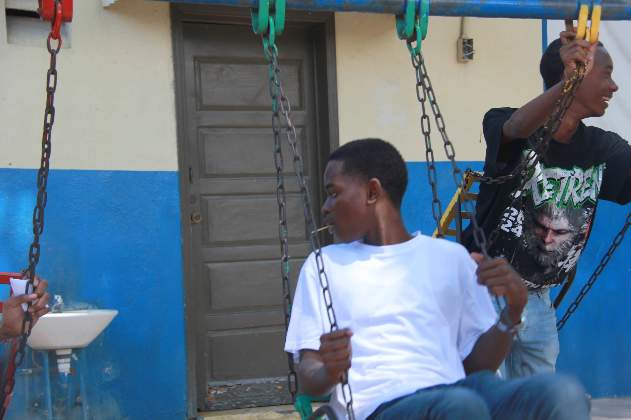 Swing 2 IMG_2055.jpg