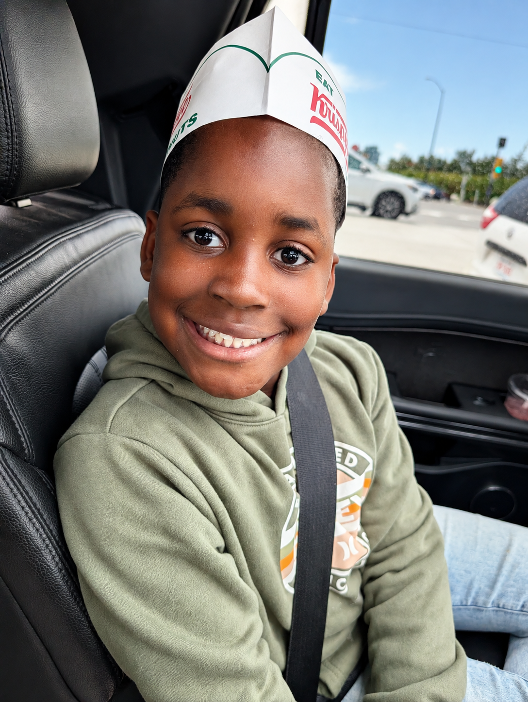 Krispy Kreme hat.png