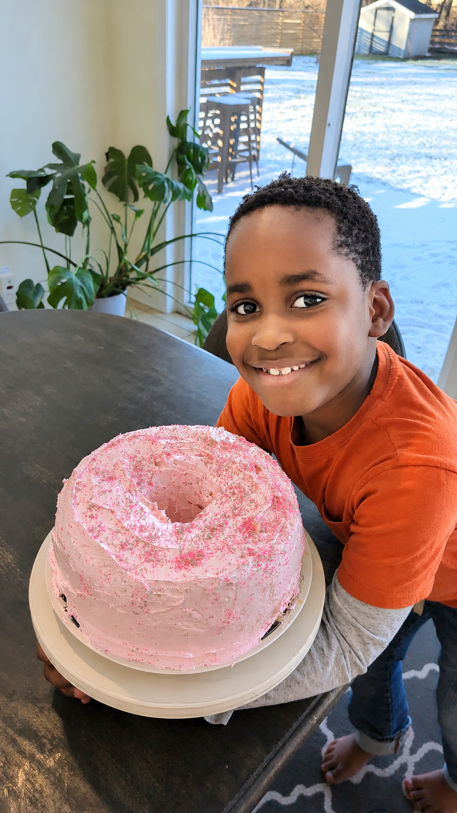 Pink cake.png