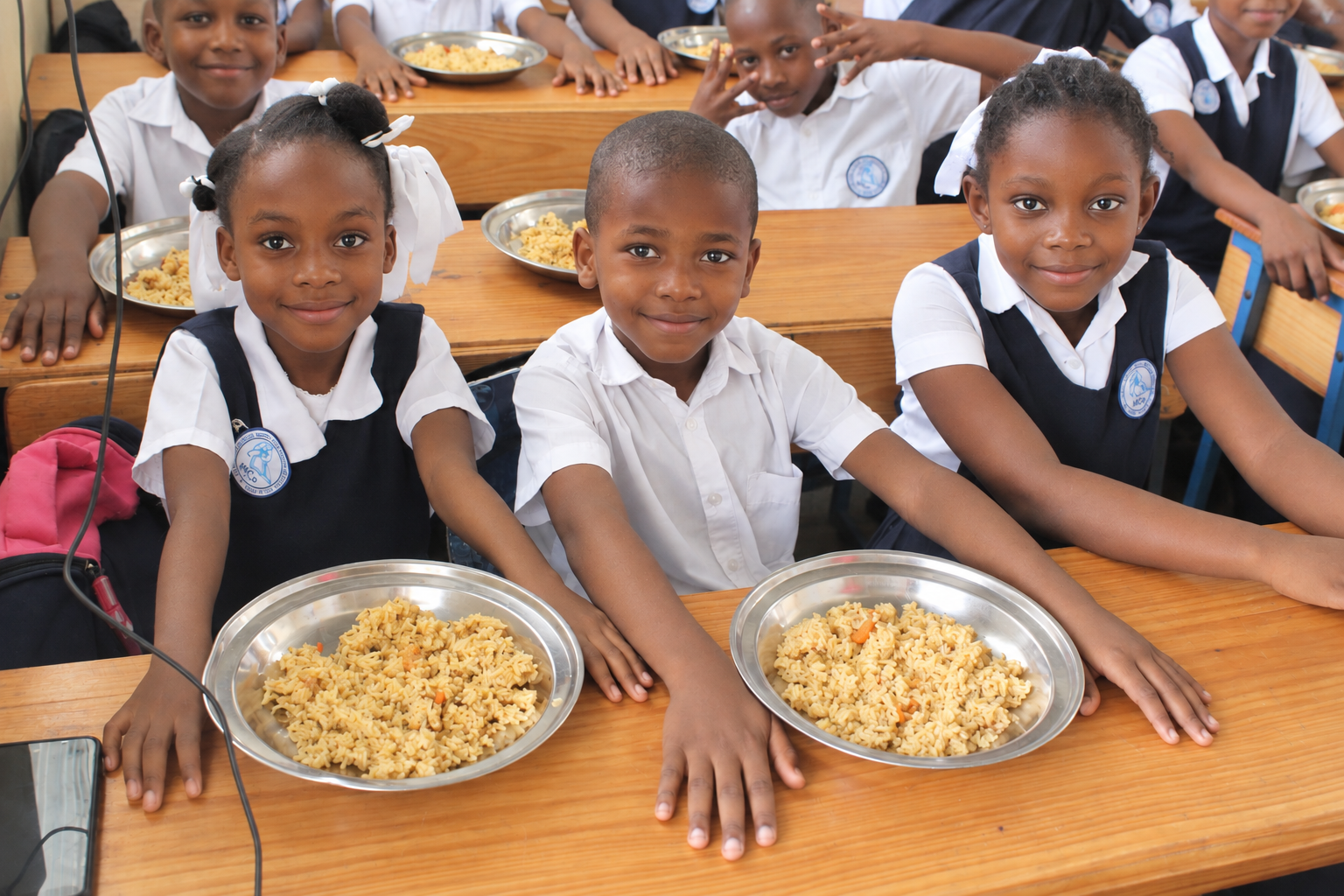 Smiling School Lunchroom Friends.png