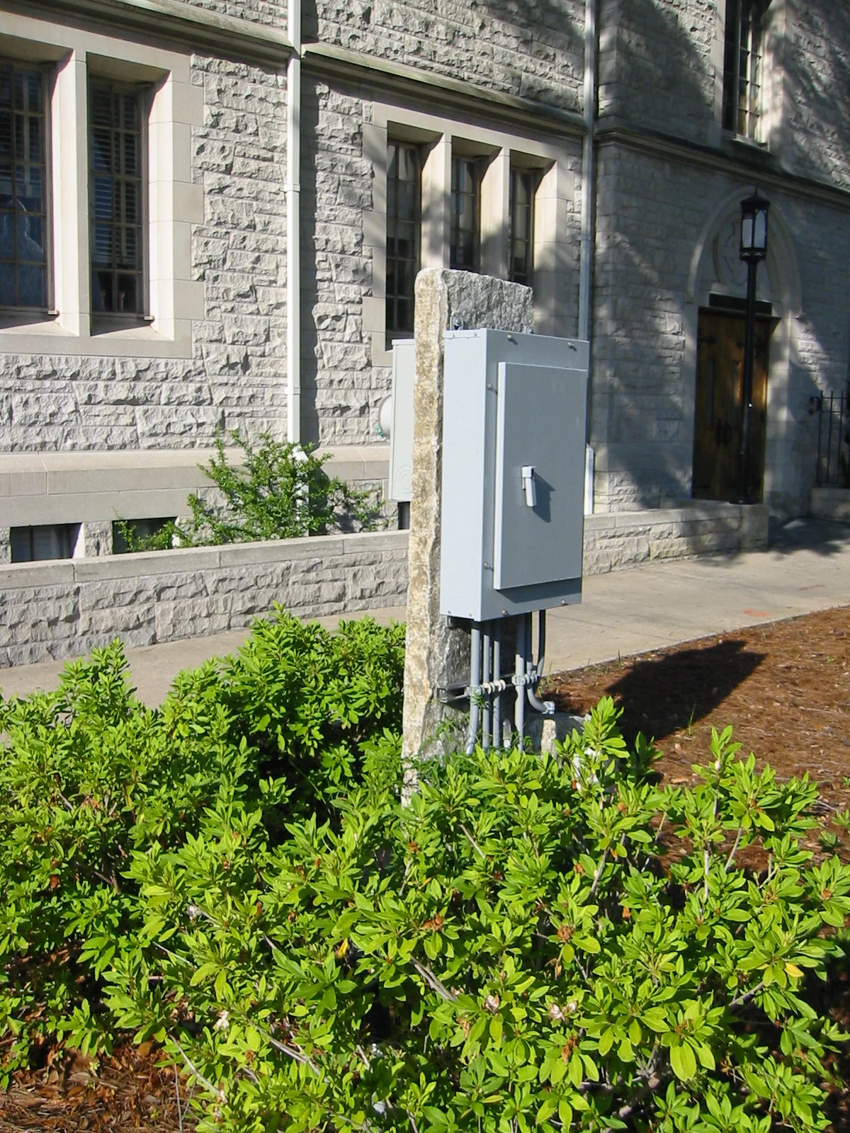 Granite Utility Mount