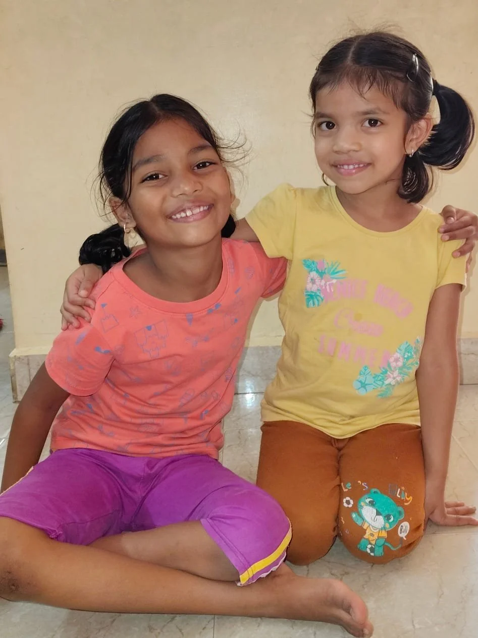 33 - Keerthana & Deepika.jpg
