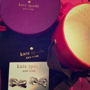 Y'all I love these Kate Spade "bow" earrings...like to the point of obsessed. So Of course this makes my list!