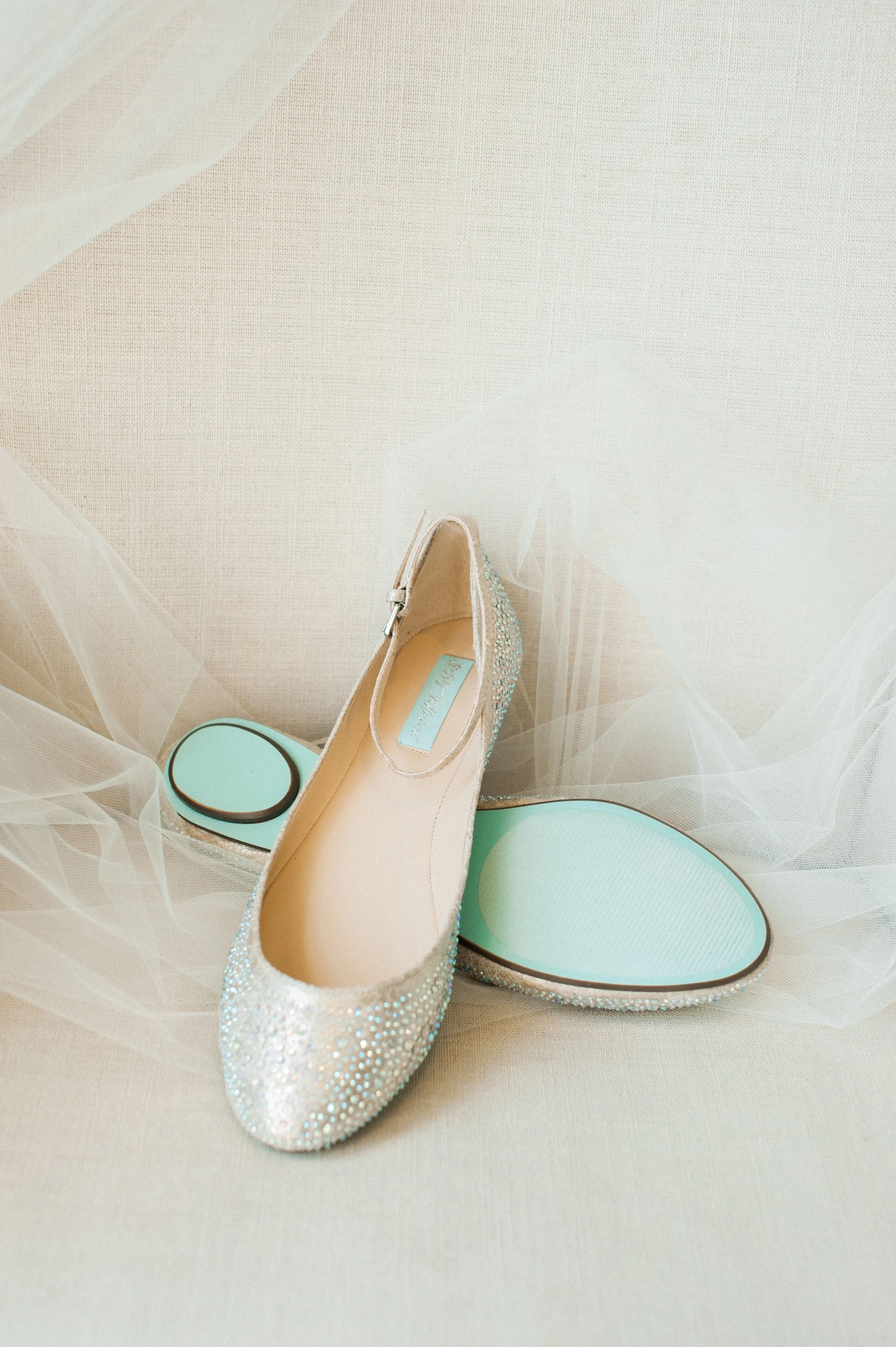 Putting on the blinders | Charlottesville Wedding Photographer Sarah Houston Photography