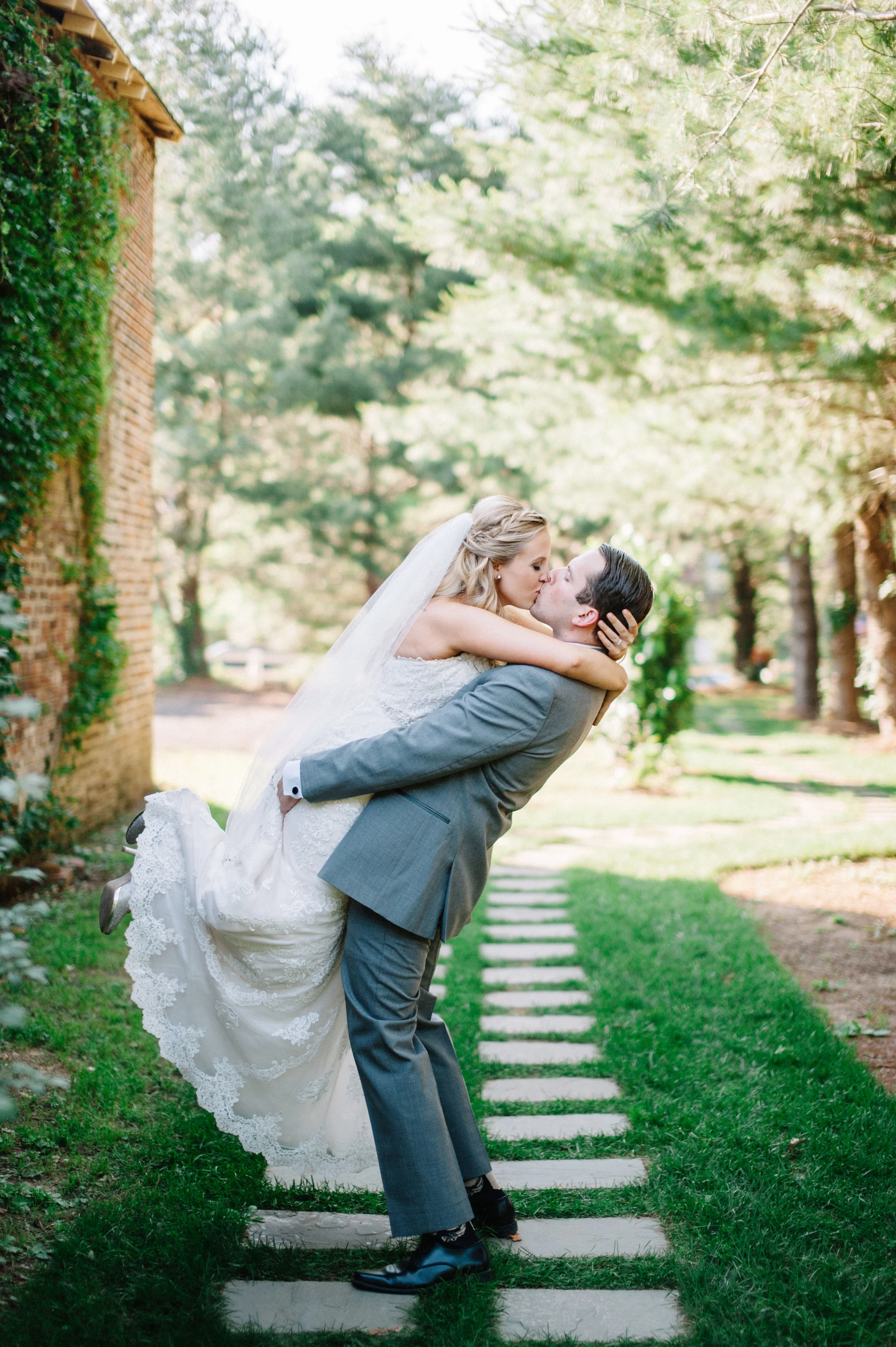 oldsilkmillweddingphotographer-499.jpg