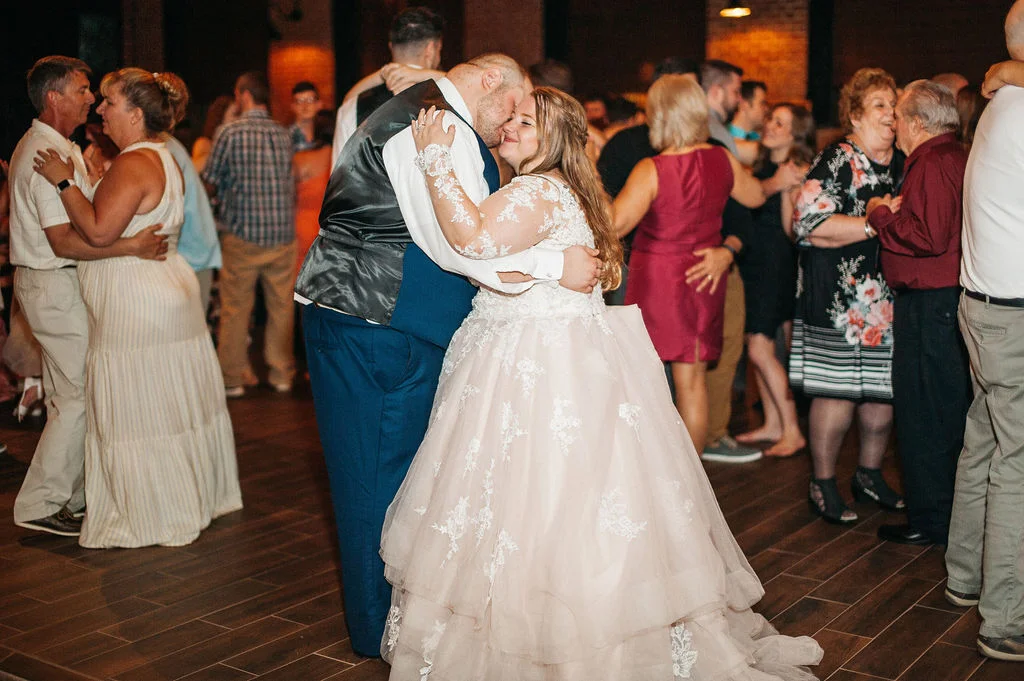 SilkMillWeddingPhotographerSarahHouston-670.jpg