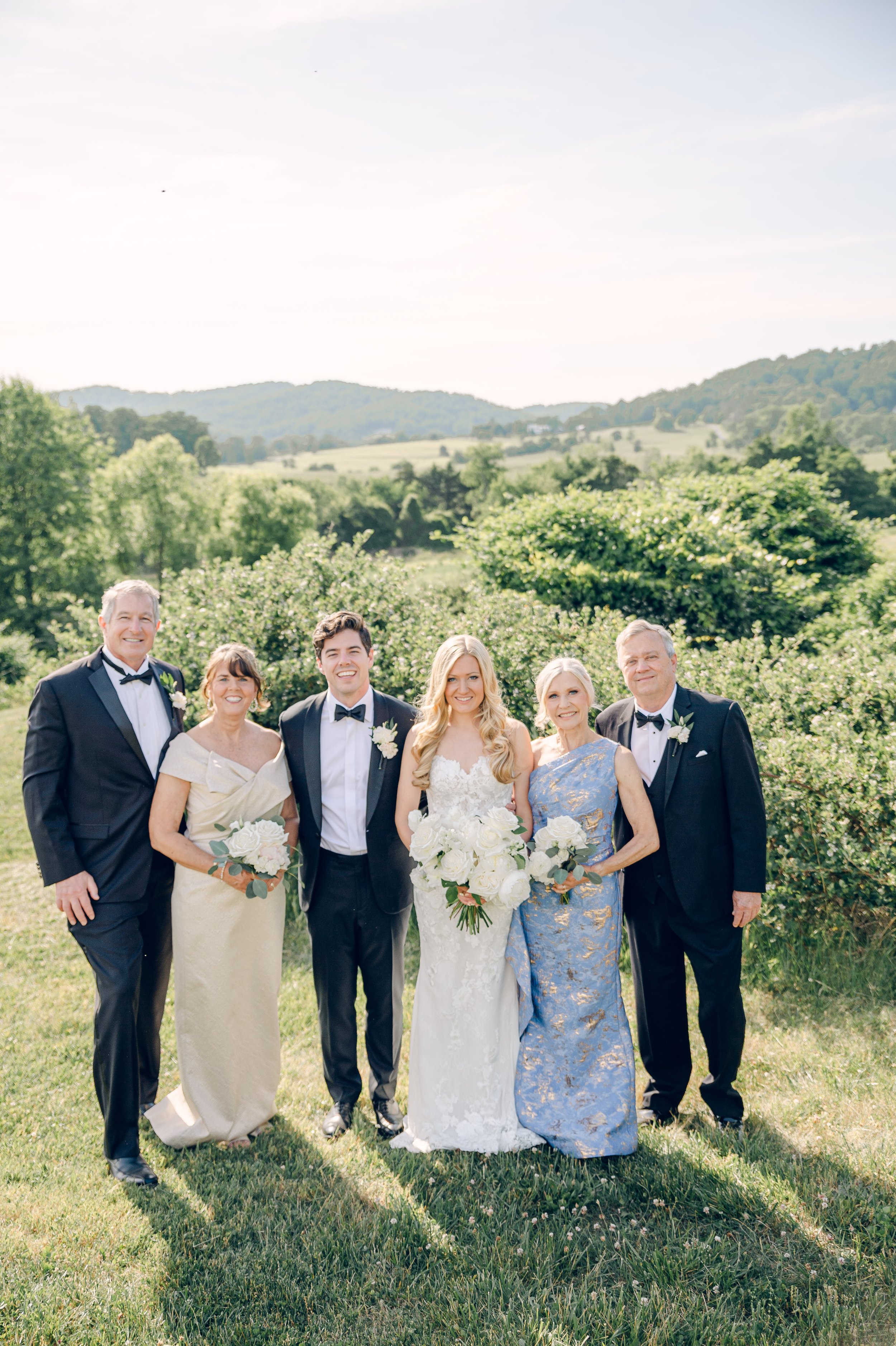 pippinhillvineyardcharlottesvillevirginiaweddingphotographersarahhouston-200.jpg