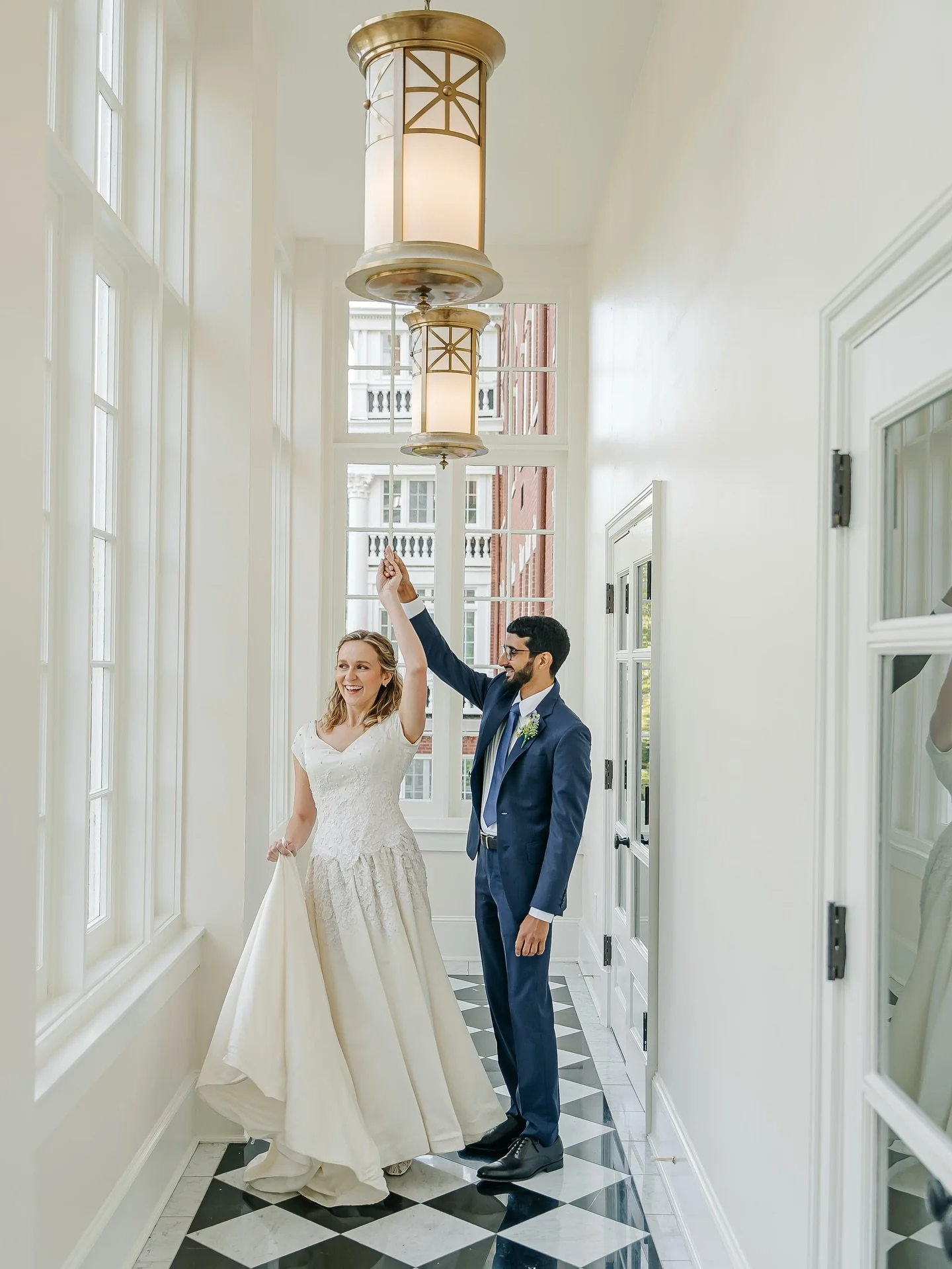 Finally had the opportunity to photograph a wedding at @omnihomestead and it was just as beautiful as I dreamed. Thank you SO much C+V for allowing me to tell your story and checking off one of my dream venues! (Greenbriar-I&rsquo;m still wishing for