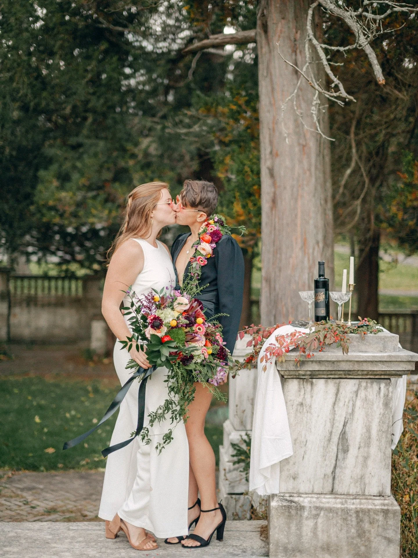 The Eve of something spooky🕸️🌜🕯️

.
.
.
#virginiawedding #virginiaweddingphotographer #virginiaweddings #virginiaweddingphotographers #virginiaphotography #virginiaphotographer #vaweddings #vawedding #vaweddingphotographer #vaweddingvenue #cvillew