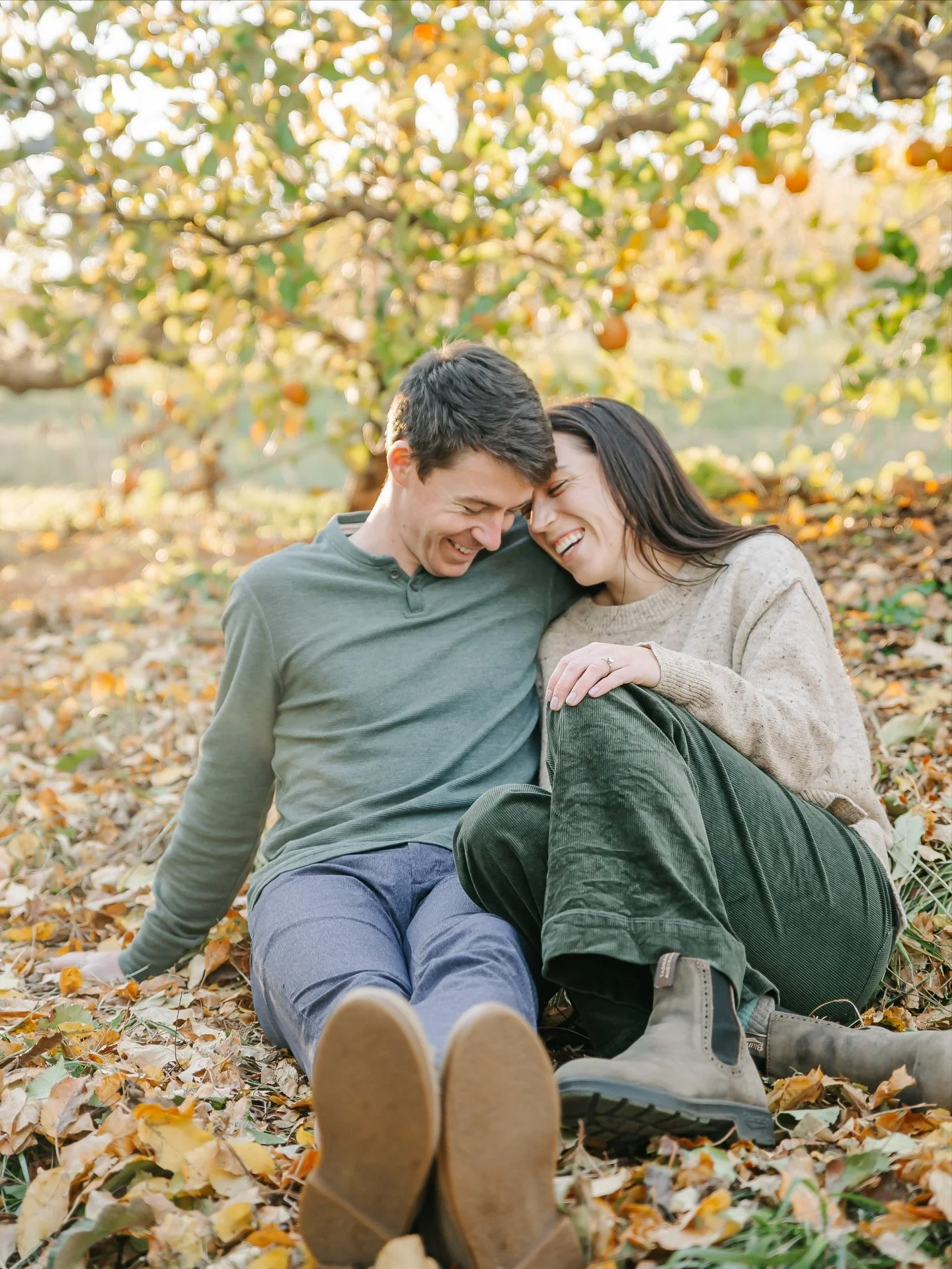 Cider &amp; Apple Donuts while exploring the orchard? Sounds like the perfect date night engagement session to me:)
.
.
.
#virginiaengagement #virginiaweddingphotographer #charlottesvilleweddingphotographer #richmondweddingphotographer #cvillewedding