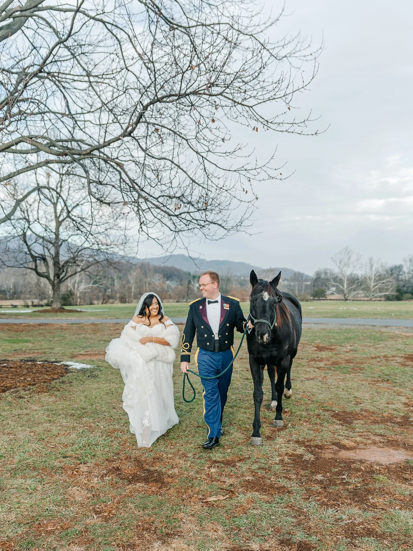 About yesterday&hellip;
It may have been chilly, but everything was so perfect it didn&rsquo;t matter. Getting to fro-lick with a horse, gorgeous light and a misty wintry hug for sunset&hellip;it couldn&rsquo;t have been more beautiful. R&amp;T thank