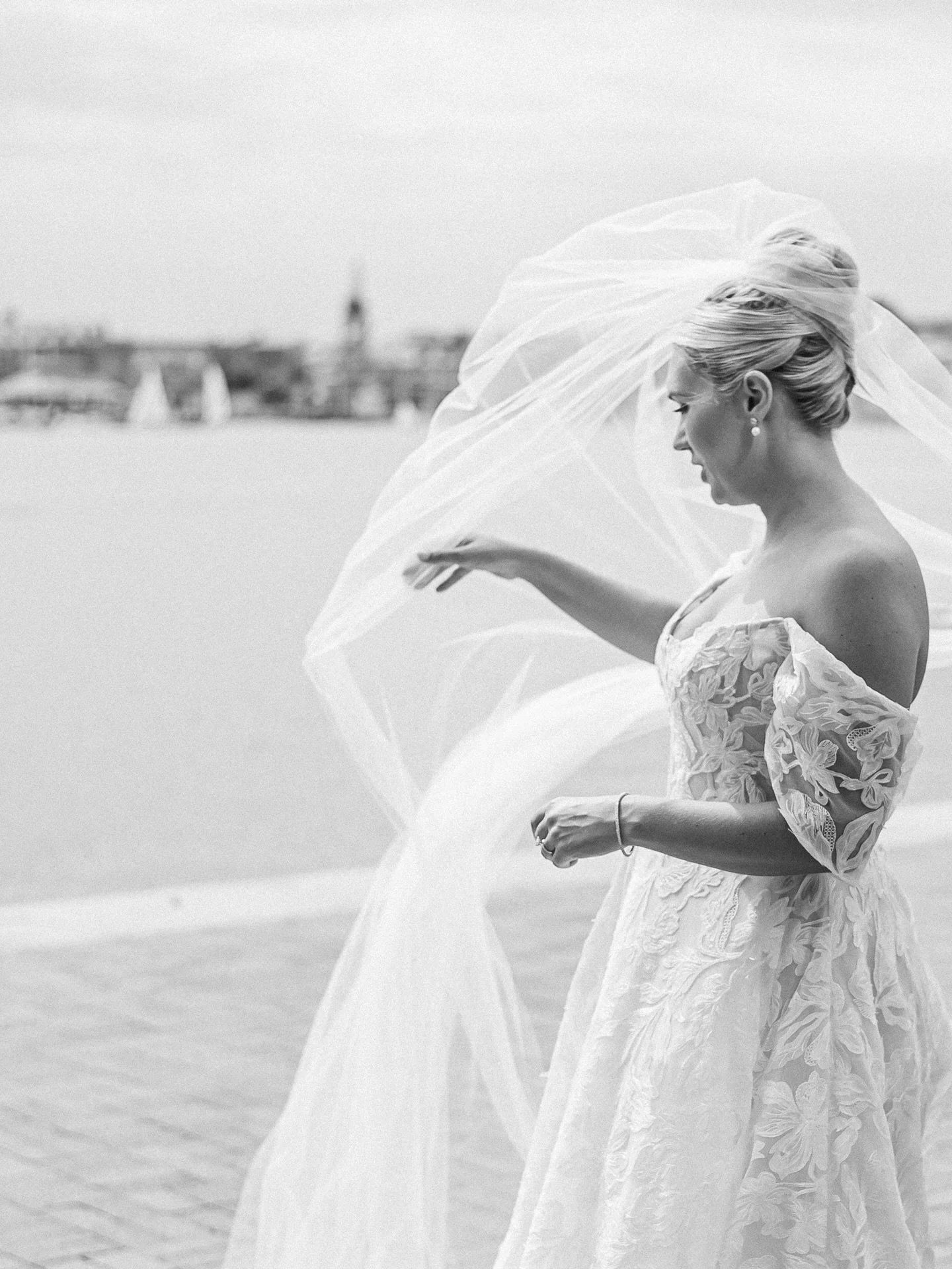 When I saw M+K&rsquo;s wedding vision&hellip;I was speechless. @jcarsonevents made this stunning space a reality and I truly could have lived in that moment forever. It was aesthetically everything I could ever dream of as a photographer: the perfect